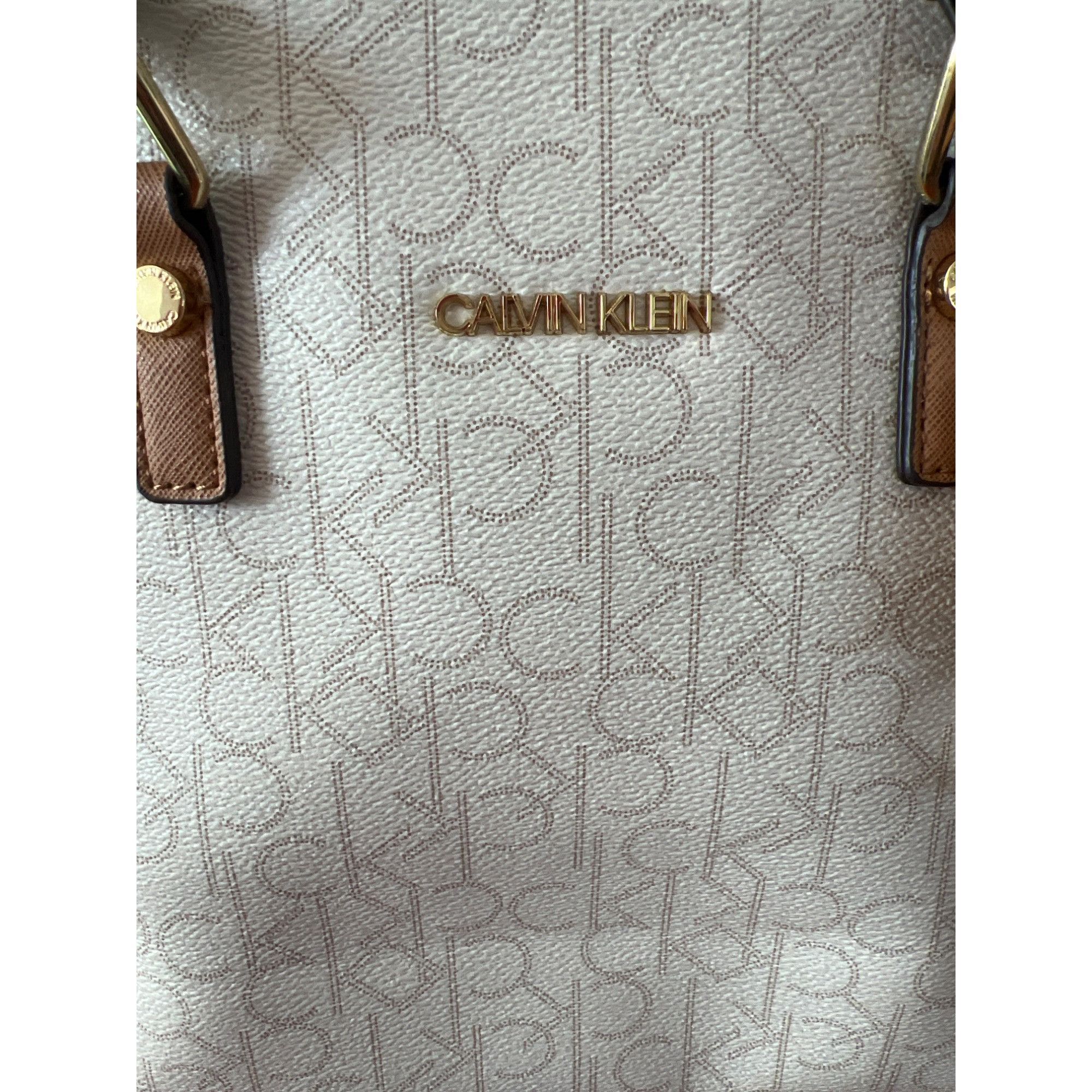 Calvin Klein Calvin Klein Signature Logo Round Satchel Handbag Purse Bag Size ONE SIZE - 2 Thumbnail