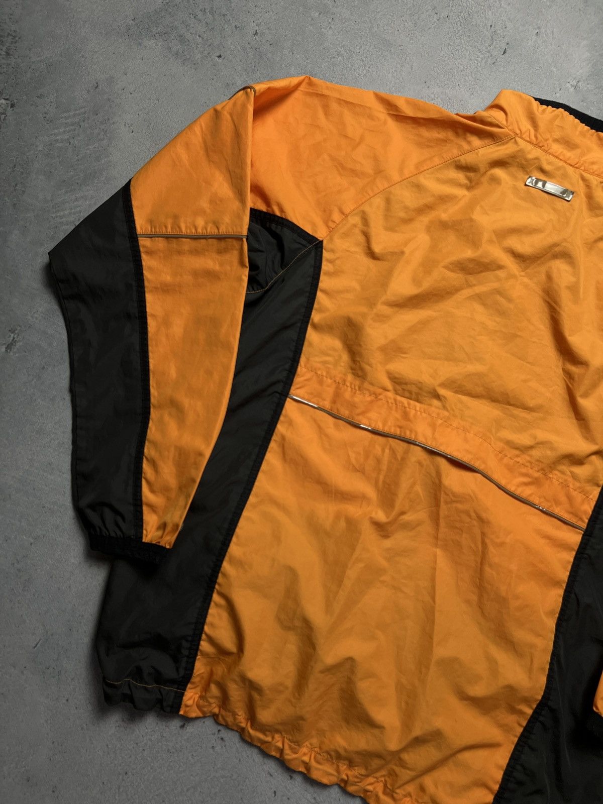 Nike Nike Vintage Zipper Track Jacket swoosh logo Spell Out y2k Size US L / EU 52-54 / 3 - 6 Thumbnail
