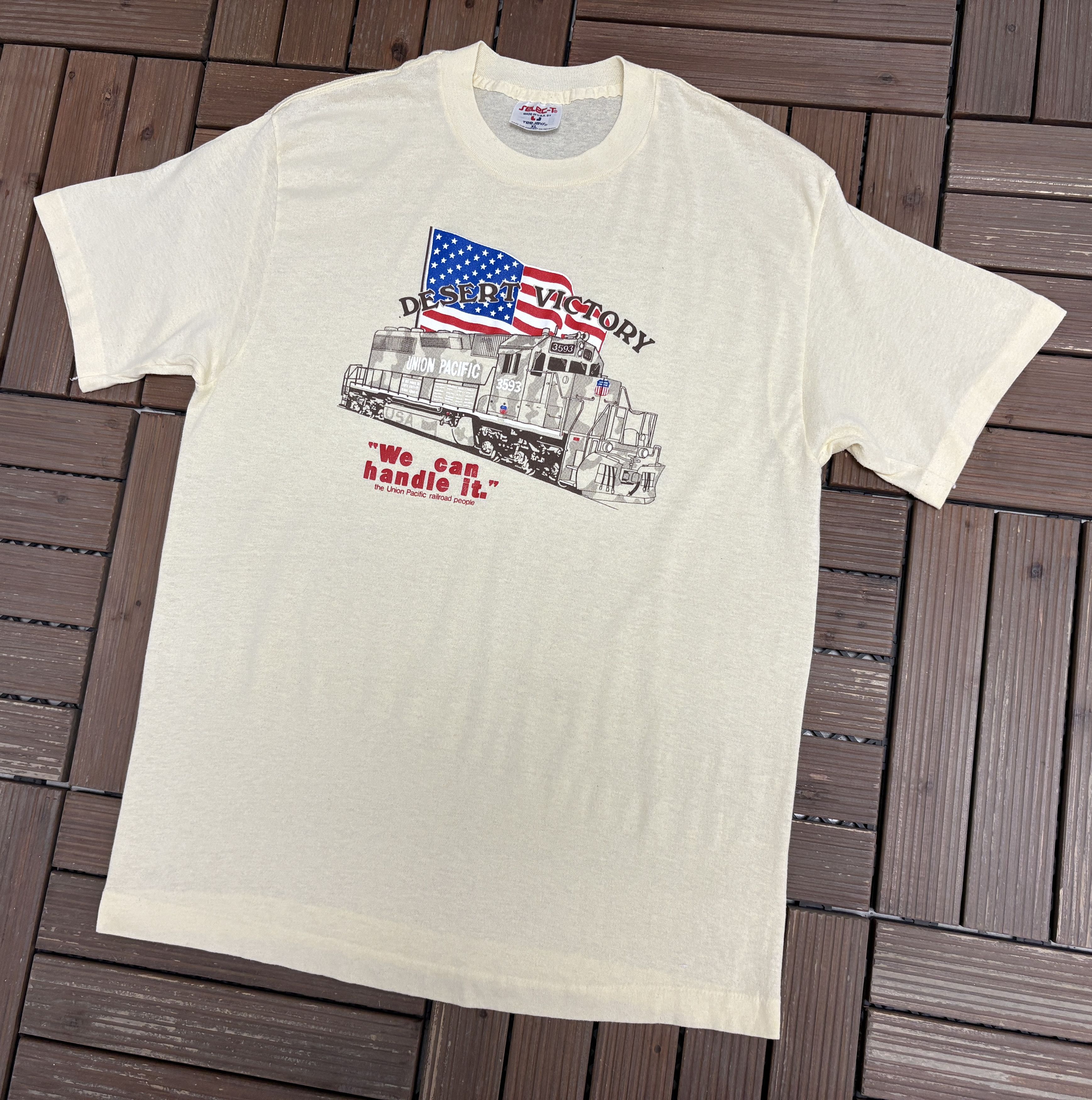 Vintage Union Pacific Railroad Desert Victory Vintage T-Shirt Tee Size US XL / EU 56 / 4 - 3 Thumbnail