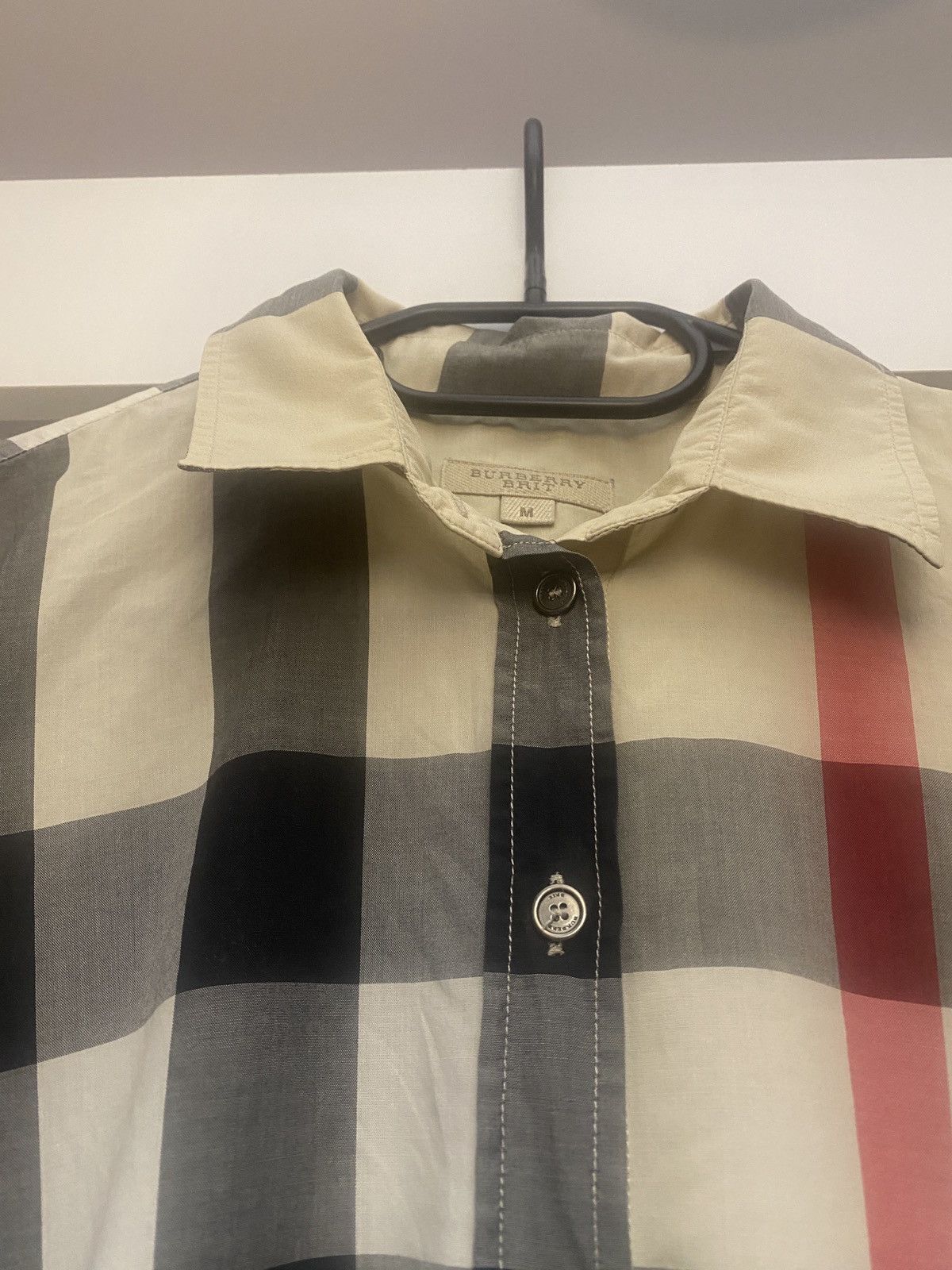 Burberry Burberry luxury fullprint women shirt button up Size M / US 6-8 / IT 42-44 - 5 Thumbnail