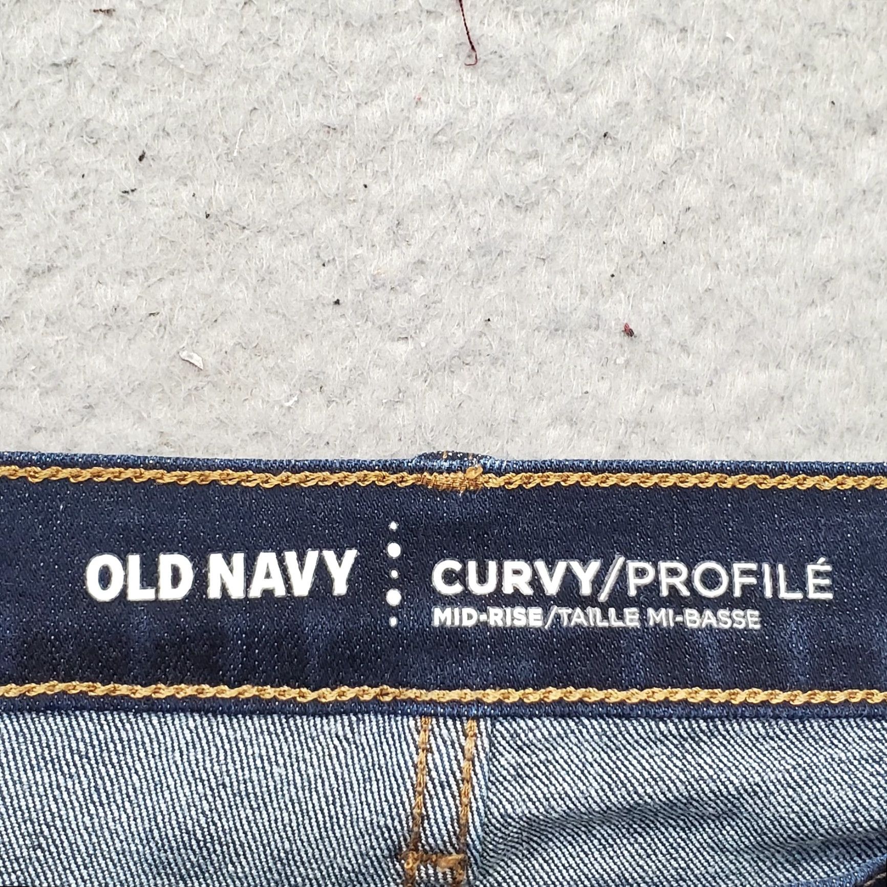 Old Navy Old Navy Jeans Womens 8P Petite Blue Denim Mid-Rise Skinny Leg Shirt? Size 30" / US 8 / IT 44 - 7 Thumbnail