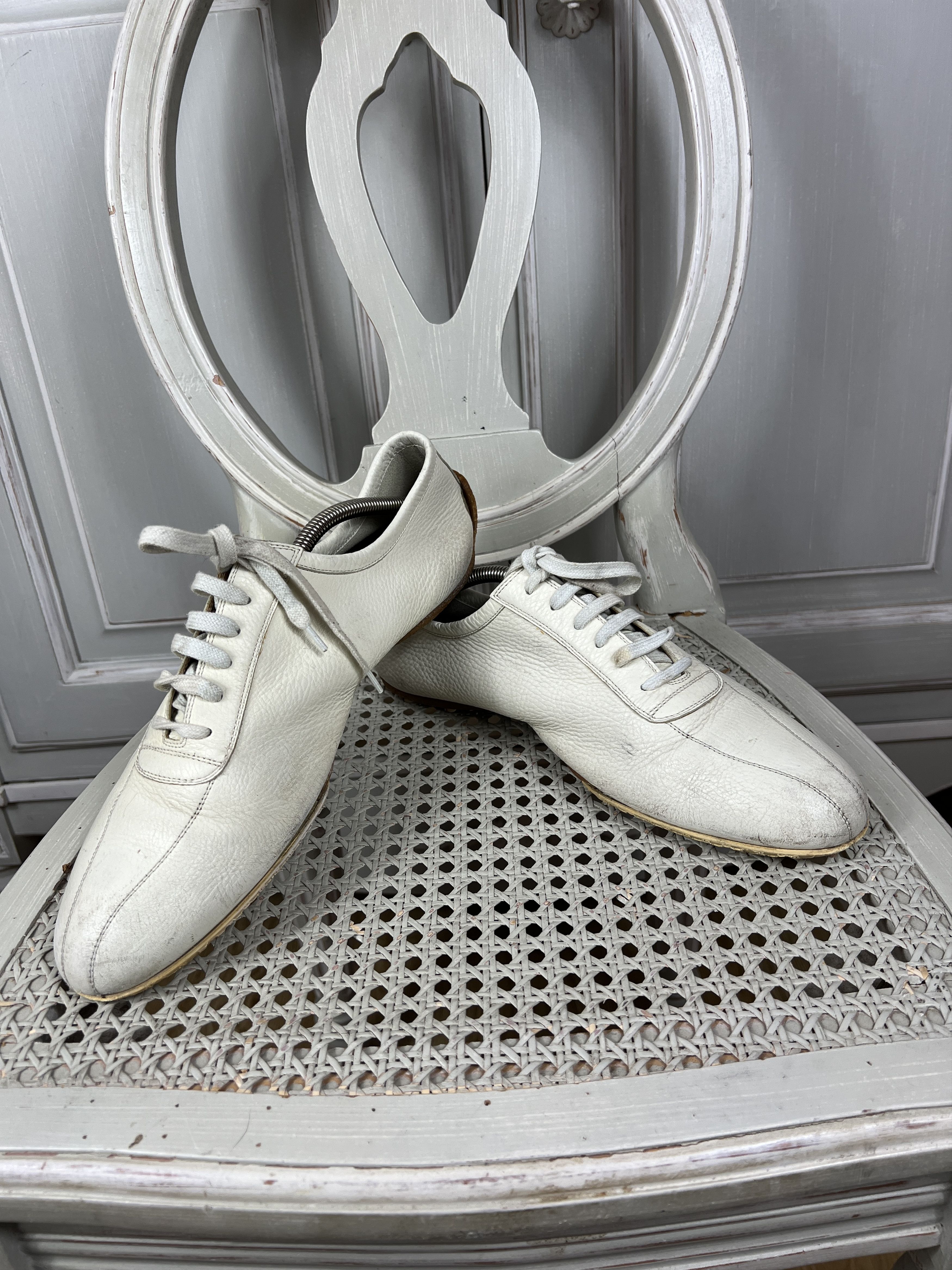 Gucci GUCCI WHITE CASUAL SHOES 90S Size US 10 / EU 43 - 7 Thumbnail