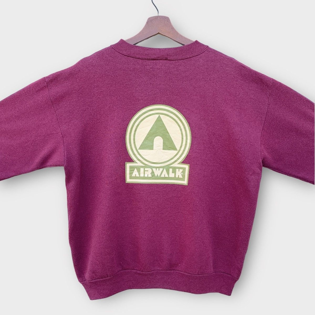 Vintage Vintage 90s Airwalk Skateboard Crewneck Size US M / EU 48-50 / 2 - 3 Thumbnail