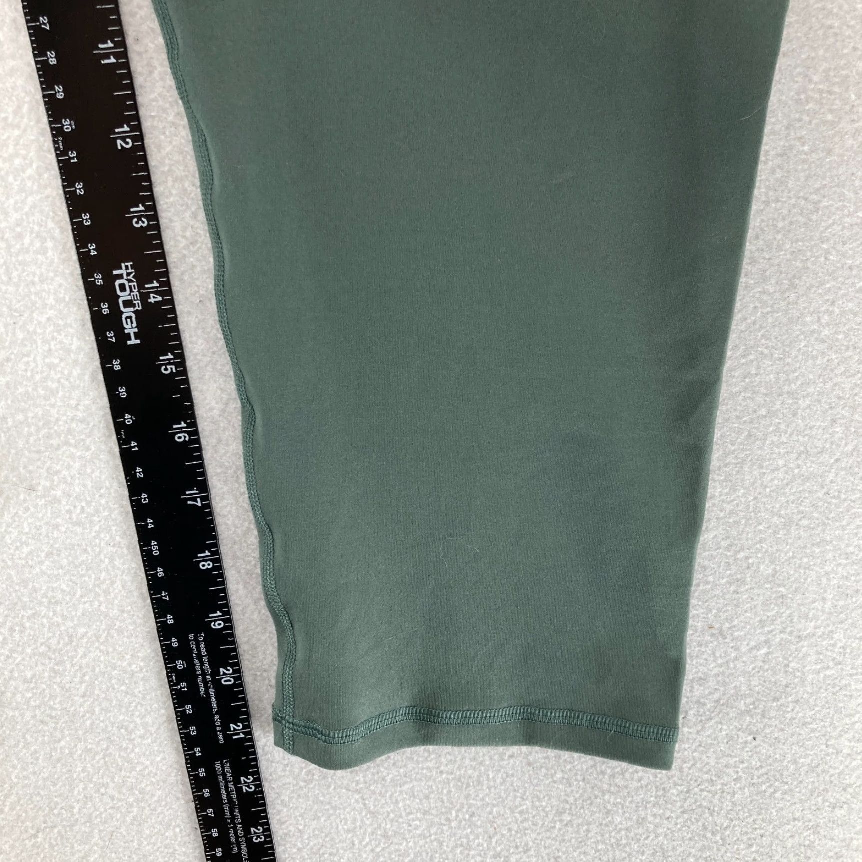 Old Navy Old Navy Active PowerPress Leggings Women's XL Green Cropped Go-Dry Gym Size 40" / US 18 - 7 Thumbnail