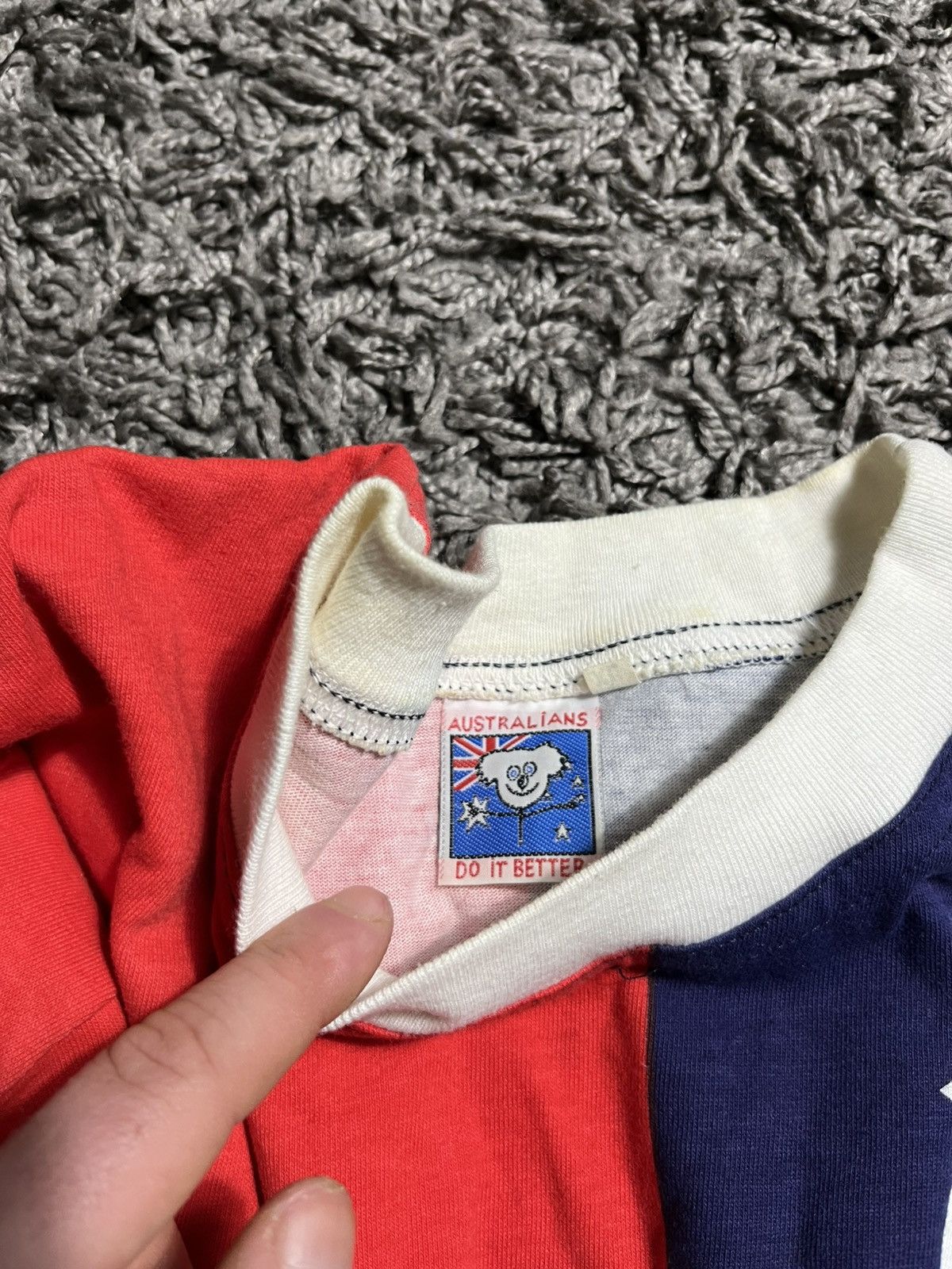 Vintage VINTAGE 1990s TEAM AUSTRALIA FLAG OVER PRINT GRAPHIC TEE Size US XL / EU 56 / 4 - 4 Thumbnail