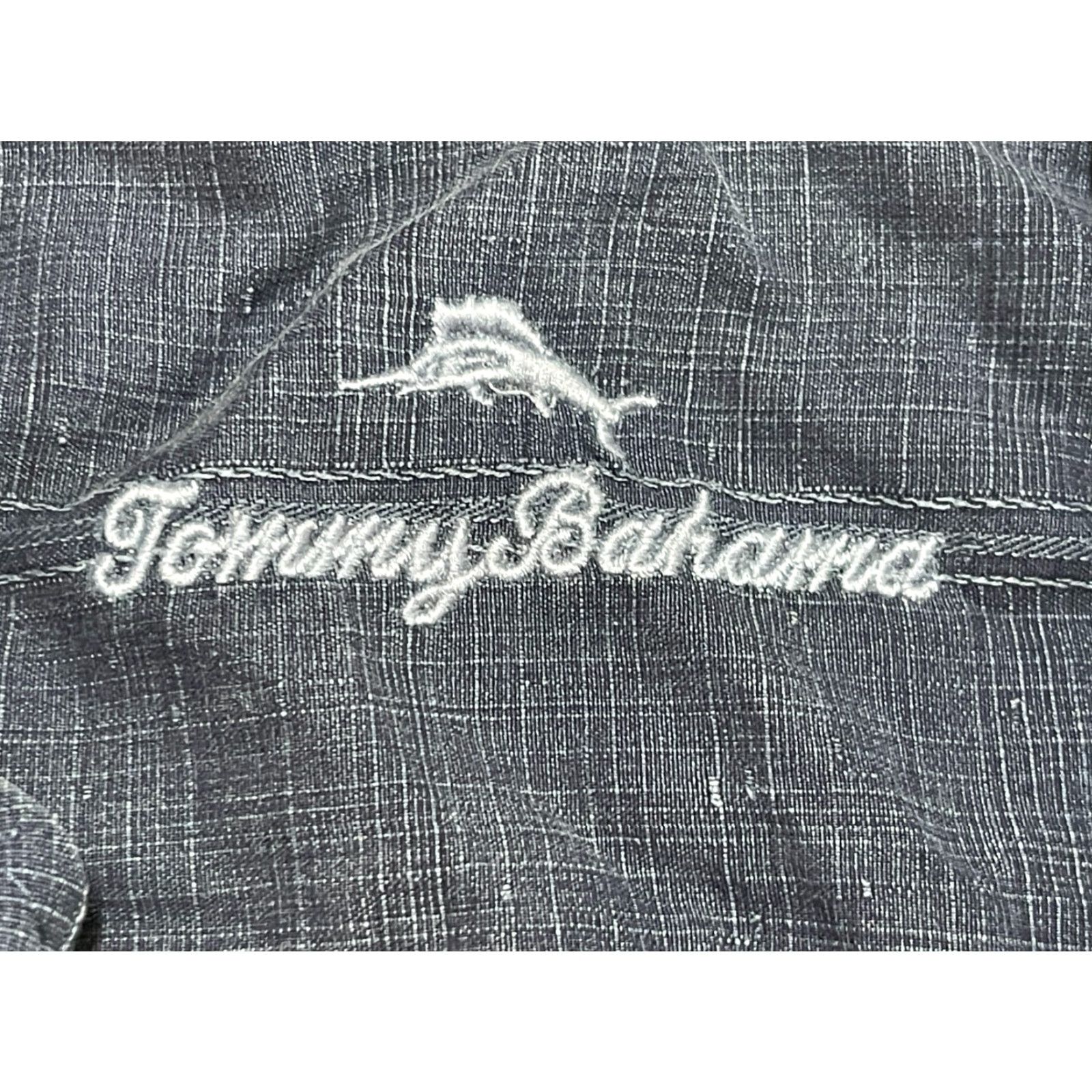 Tommy Bahama Tommy Bahama Shirt Men's Medium Blue White Floral Embroidered Logo Button-Up Short Sleeve Casual Size US M / EU 48-50 / 2 - 7 Thumbnail