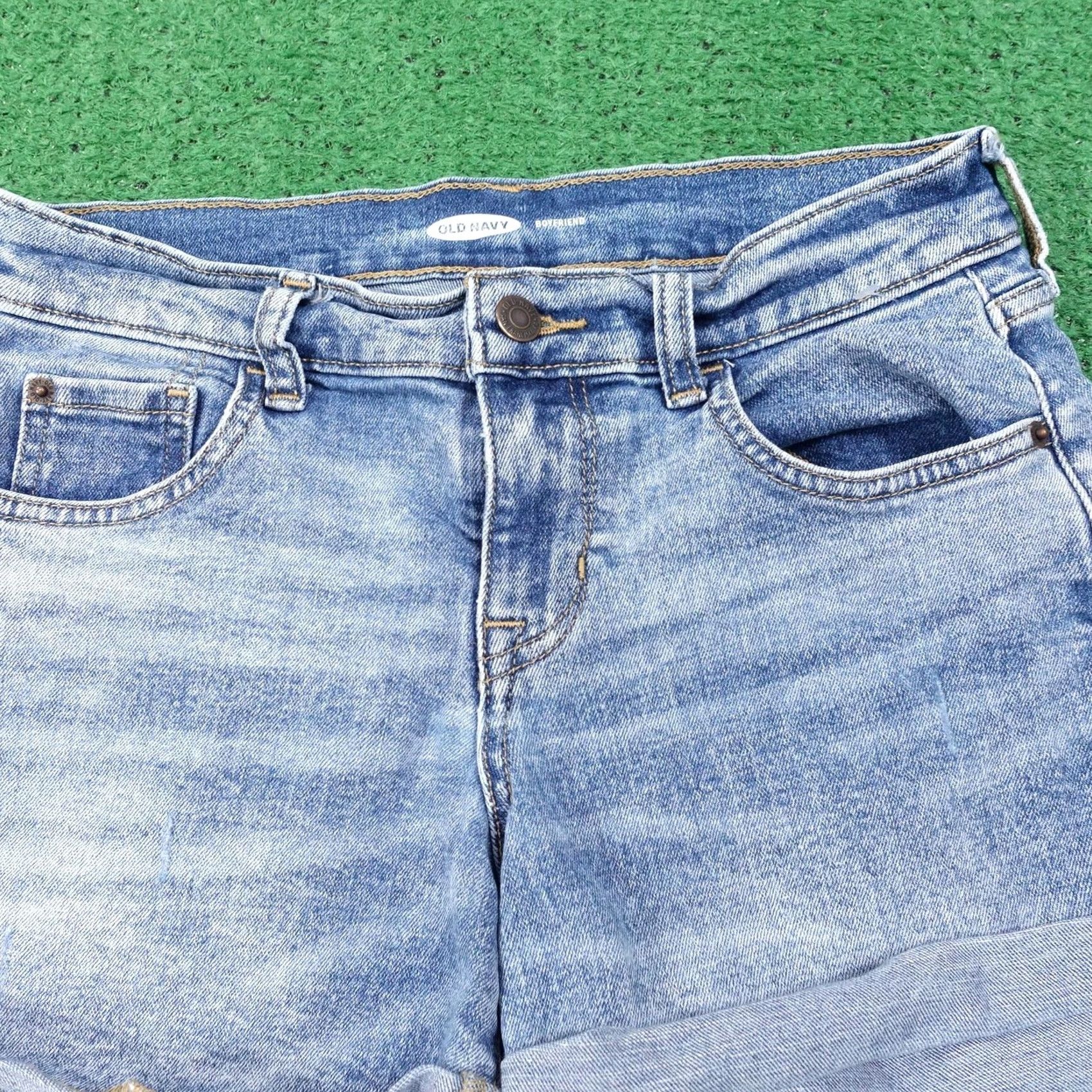 Old Navy Old Navy Boyfriend Shorts Womens 2 Blue Denim 28 Waist 3 Inseam Cuffed Size 26" / US 2 / IT 38 - 2 Thumbnail