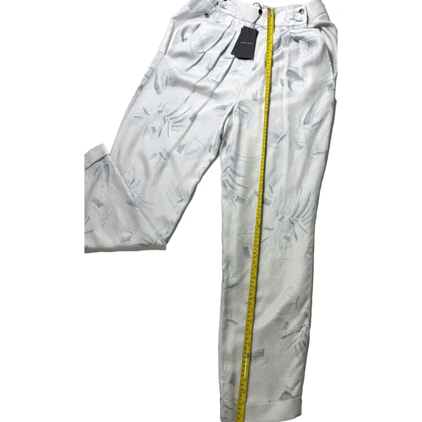 Armani ARMANI Pants Formal Bnwt Printed Jacquard Light Cream Color Women 40 Regular Dress Pants Pockets Armani Ladies Tight Hem Straight Size 27" / US 4 / IT 40 - 5 Thumbnail