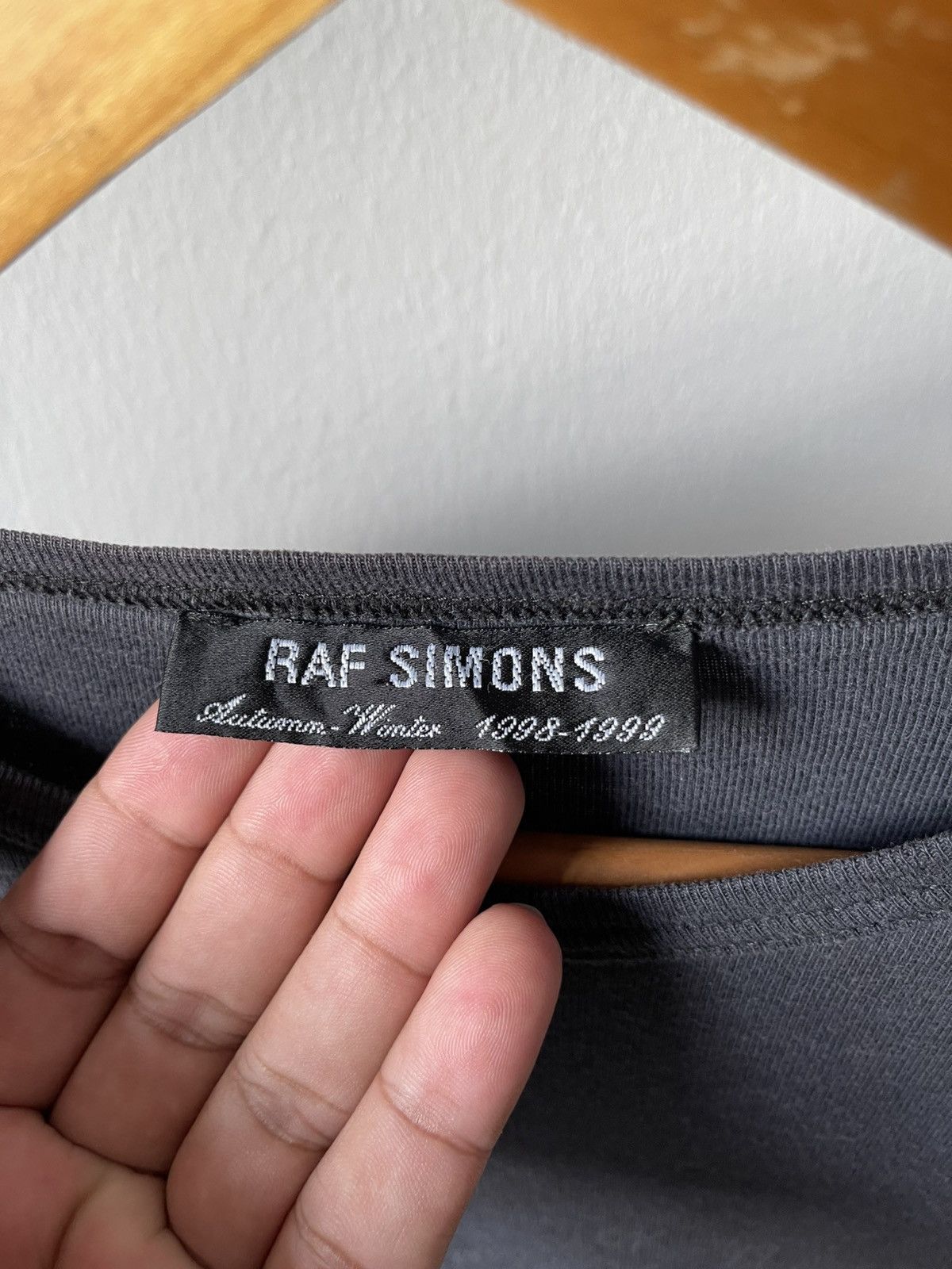 Raf Simons 1998-1999 Raf Simons Tee Size US S / EU 44-46 / 1 - 9 Thumbnail