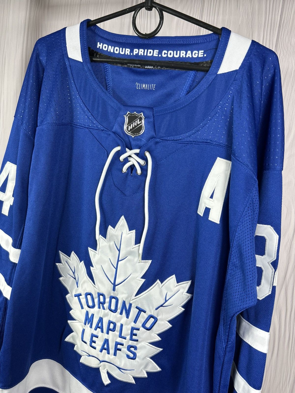Adidas Adidas #34 Auston Matthews Toronto Maple Leafs NHL Jersey 50 Size US M / EU 48-50 / 2 - 4 Thumbnail