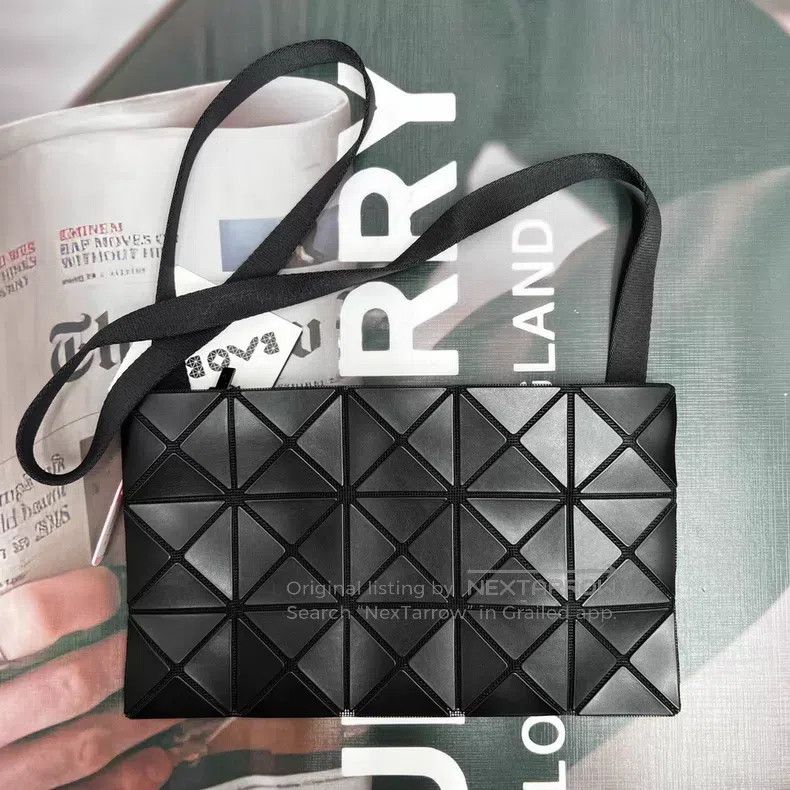 Issey Miyake Issey Miyake Black Crossbody Bag Size ONE SIZE - 1 Thumbnail