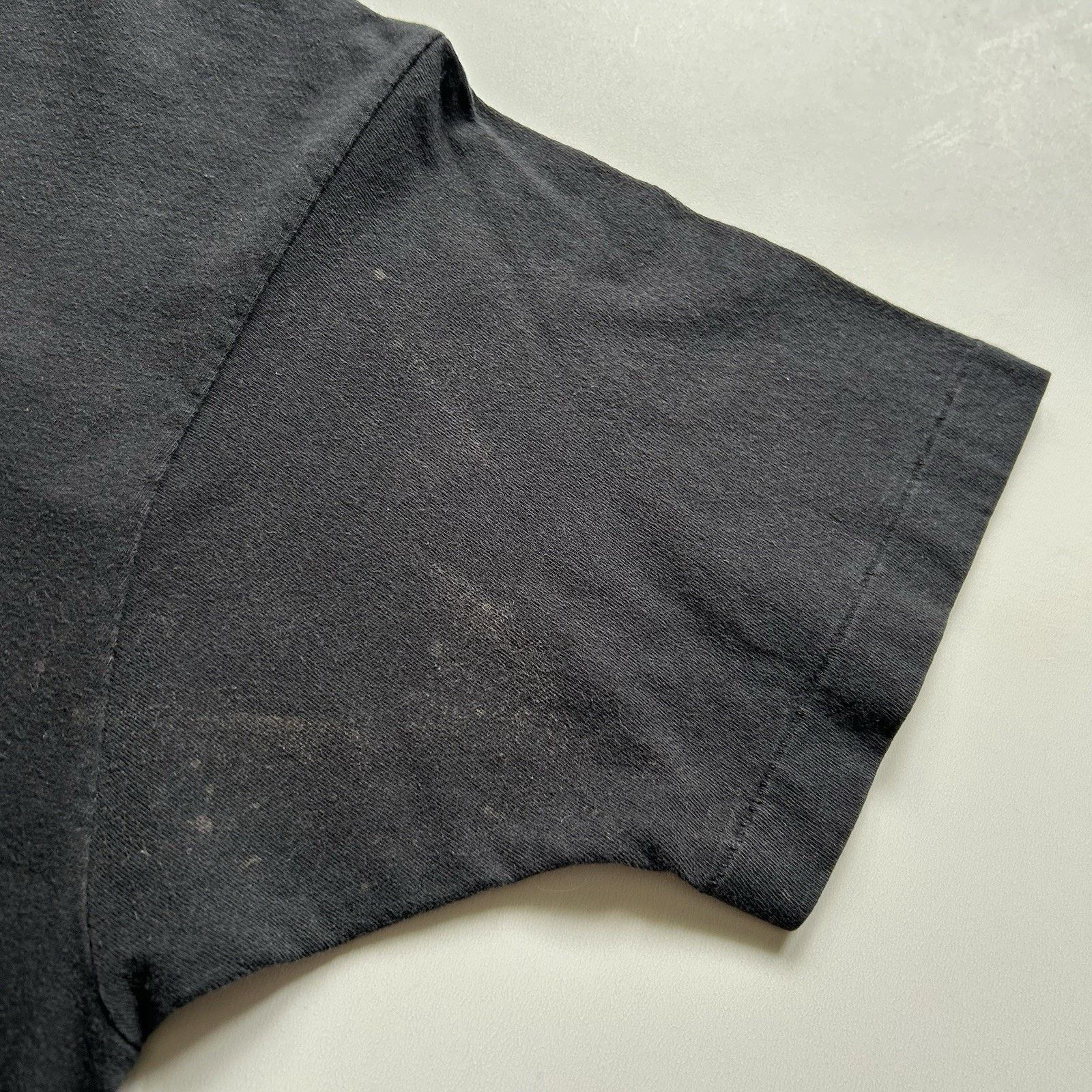 Vintage Vintage Faded Black Pocket T-Shirt Large 90s Single Stitch Size US XL / EU 56 / 4 - 5 Thumbnail