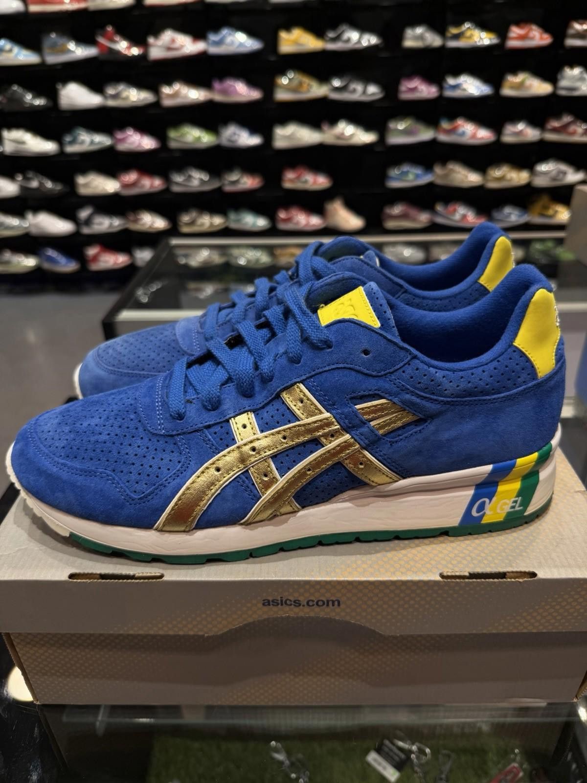 Asics ASICS GEL-Lyte GT II x KITH Ronnie Fieg “Brazil” - Size 11 Size US 11 / EU 44 - 5 Thumbnail