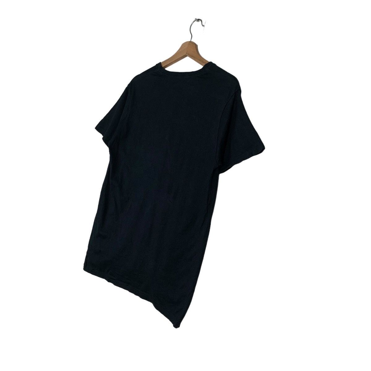 Burberry BURBERRY LONDON V NECK PLAIN T SHIRT #0186-C9 Size US M / EU 48-50 / 2 - 9 Thumbnail