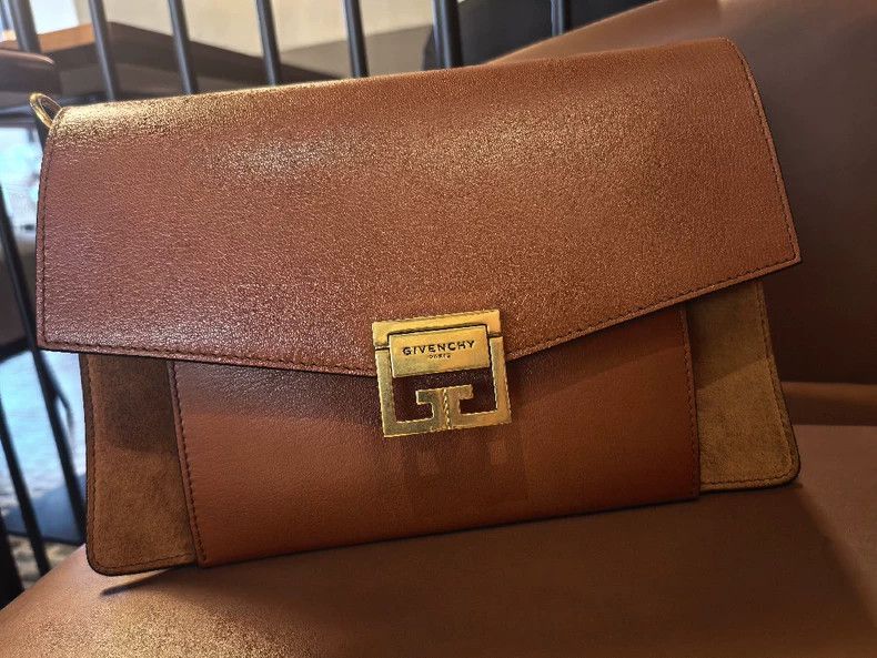 Givenchy Givenchy GV3 Leather Handbag Size ONE SIZE - 1 Thumbnail