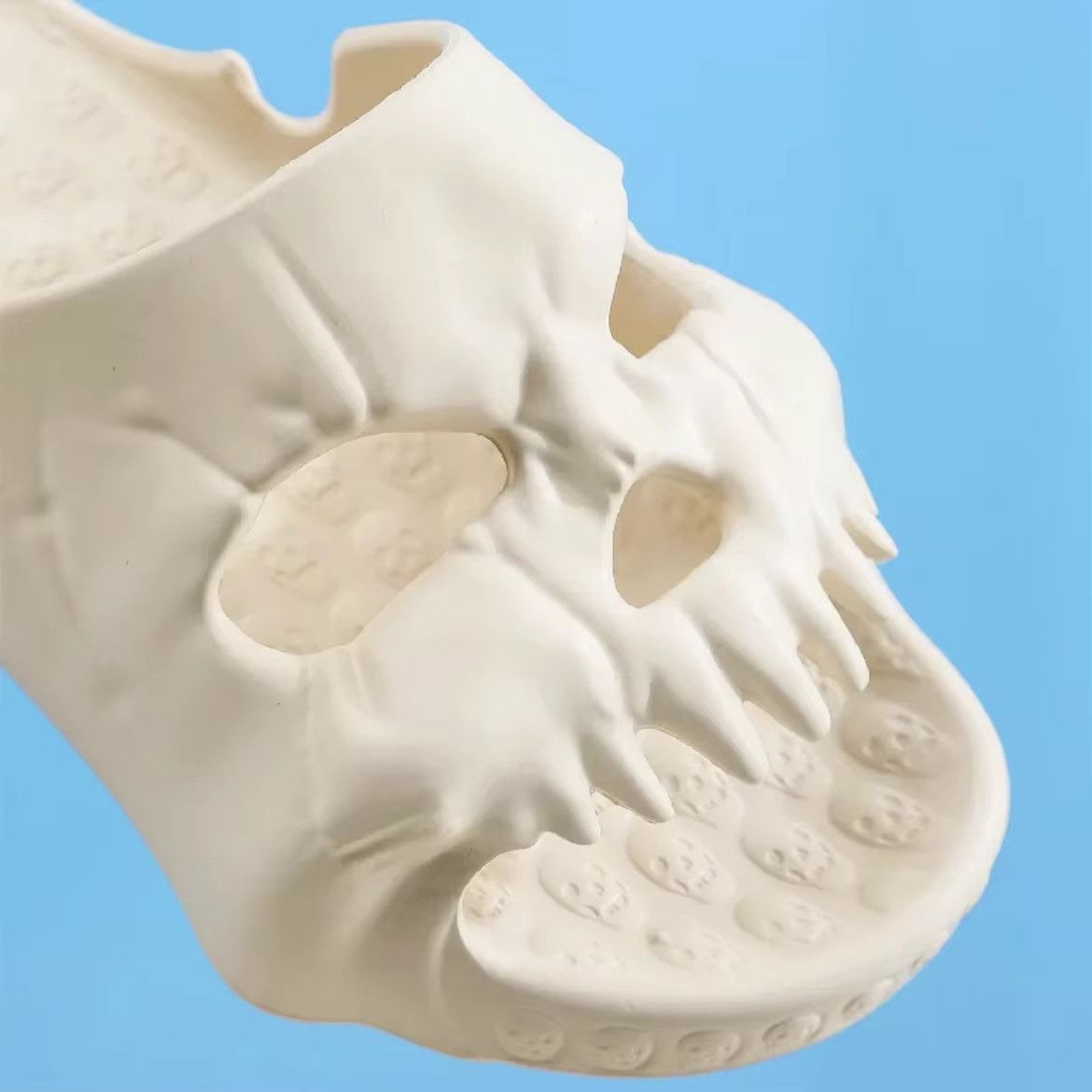 Designer Skull Monster Slippers Size US 9.5 / EU 42-43 - 5 Thumbnail