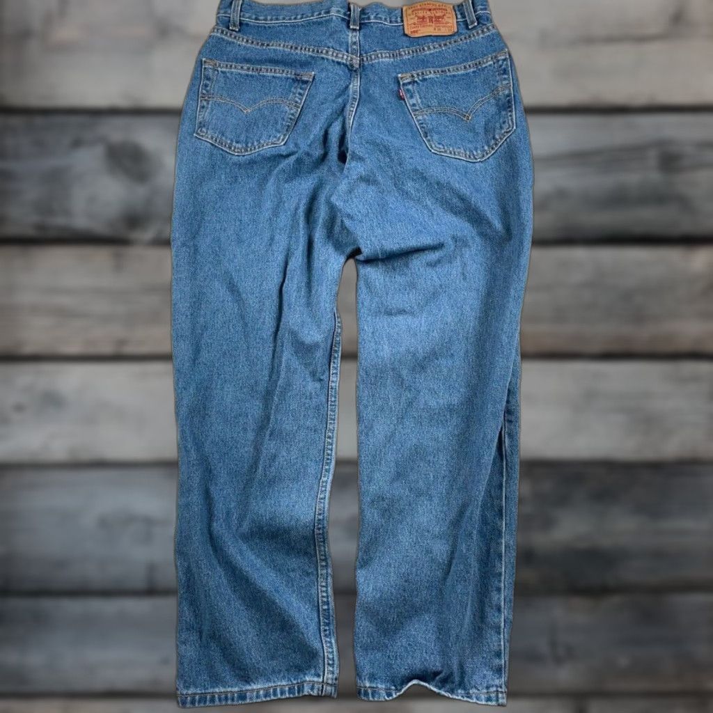 Levi's VTG Levi's Jeans 550 Relaxed Tapered Fit 34x29.5 Blue Denim Size US 36 / EU 52 - 1 Thumbnail