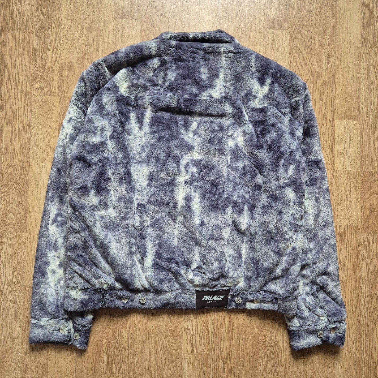 Palace Palace Furry Trucker Jacket Grey Large Brand New SS24 Size US L / EU 52-54 / 3 - 3 Thumbnail