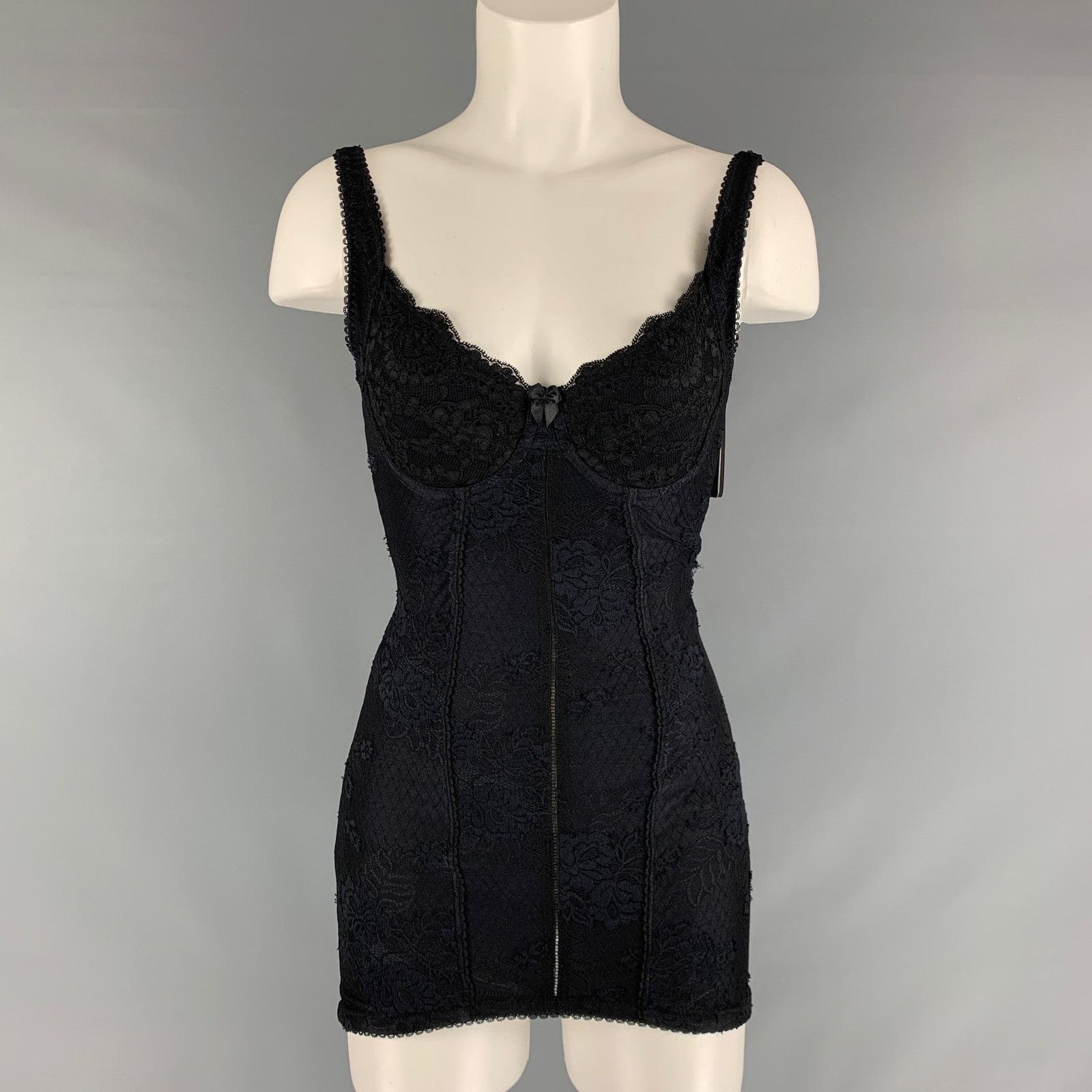 Balenciaga BALENCIAGA Size 4 Black Lace Fitted Mini Cocktail Dress Size S / US 4 / IT 40 - 1 Thumbnail