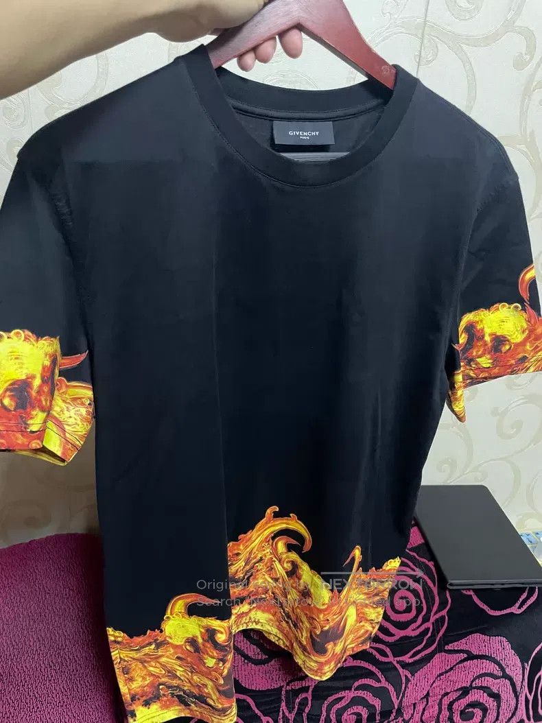 Givenchy Givenchy Black Short Sleeve T-Shirt Size US L / EU 52-54 / 3 - 1 Thumbnail