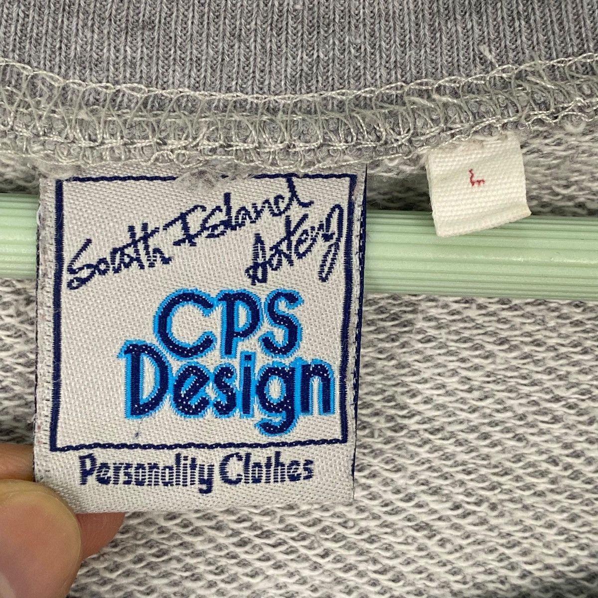Vintage Vintage CPS Design Surf Sweatshirt Crewneck Grey Size L Size US L / EU 52-54 / 3 - 10 Thumbnail
