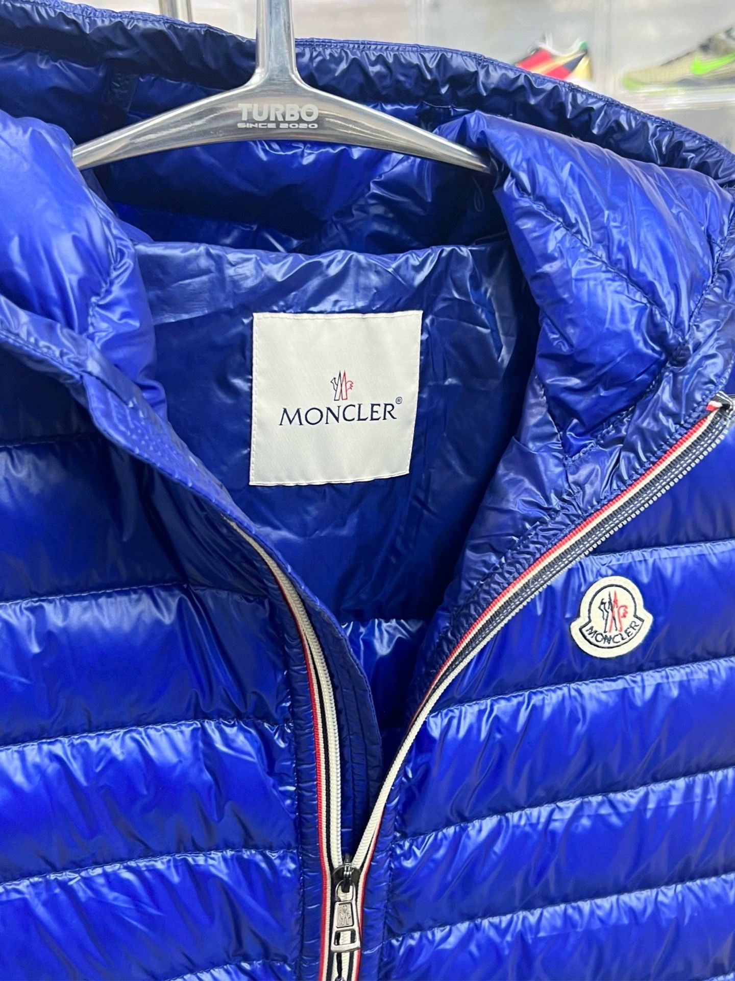 Moncler moncler blue hooded down vest size 6 Size US XXL / EU 58 / 5 - 7 Thumbnail
