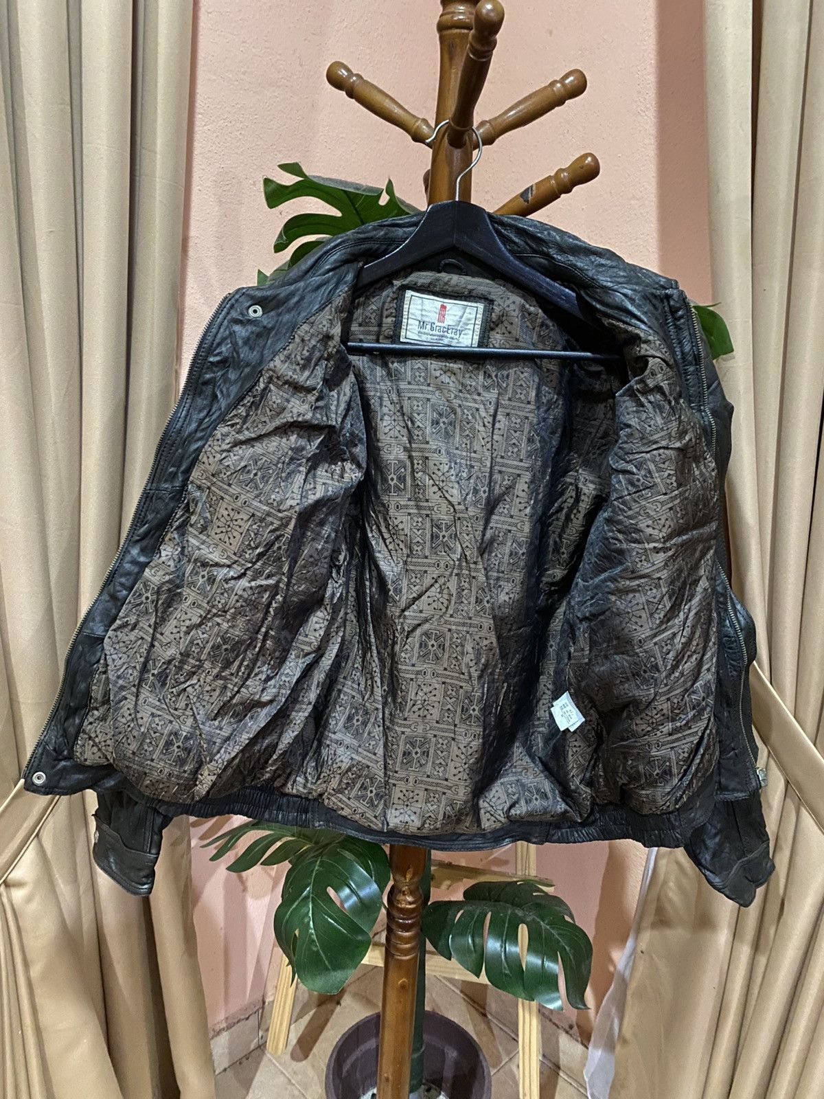 Other Mr. GracEray Classic Black Leather Jacket - Vintage Men’s Size US M / EU 48-50 / 2 - 14 Thumbnail