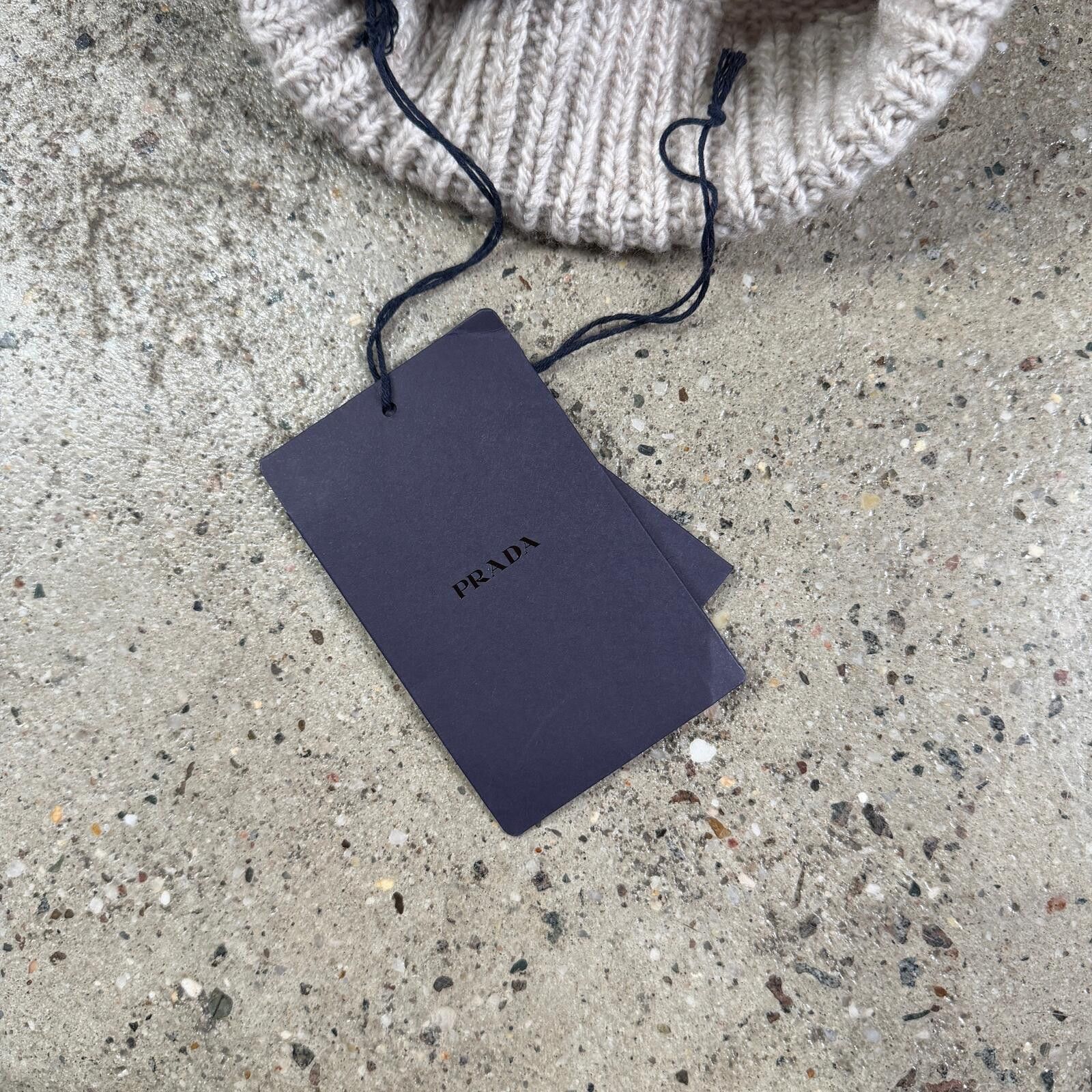 Prada Prada Cashmere Beanie Size ONE SIZE - 9 Thumbnail
