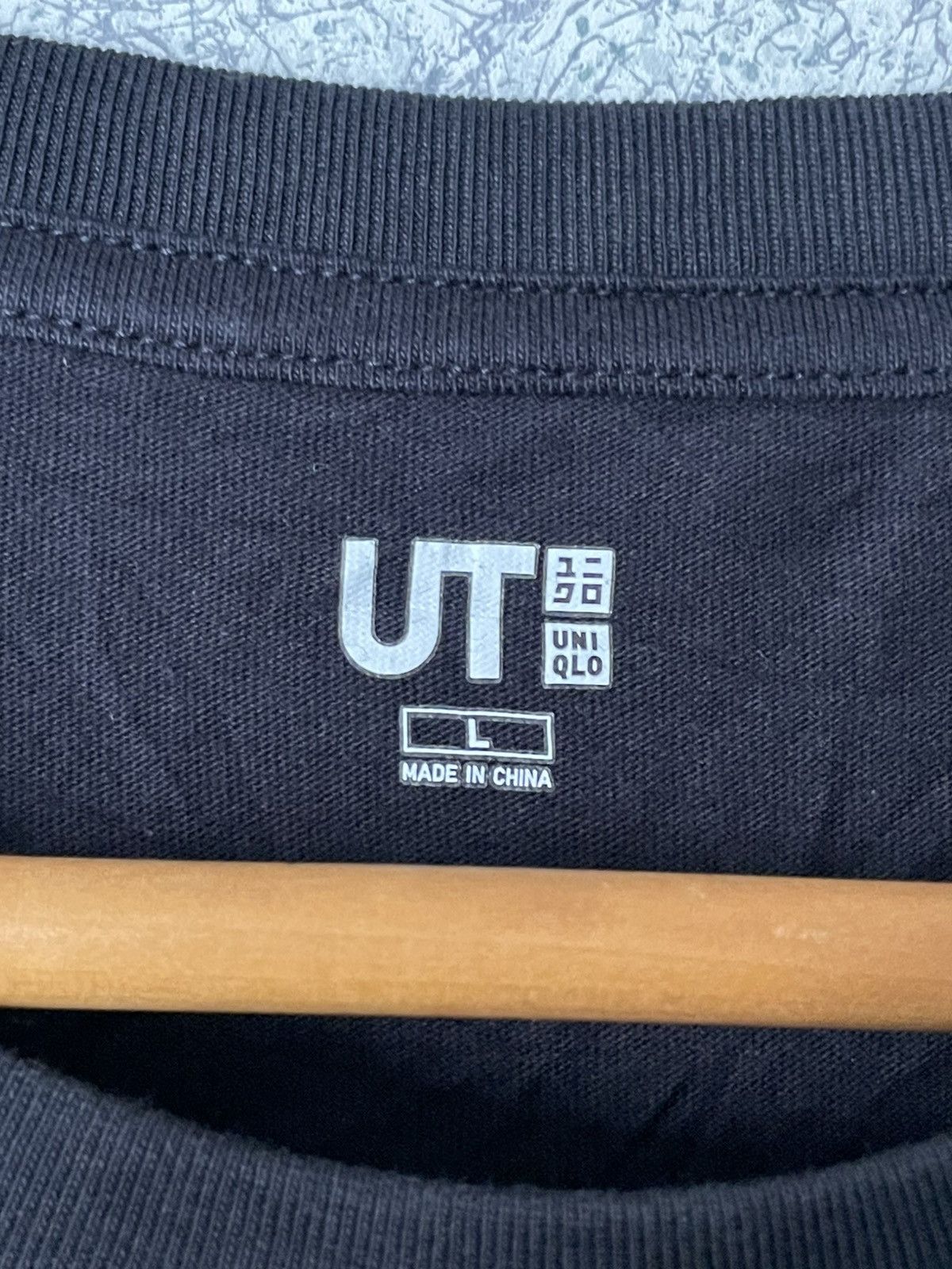 Anime Jujutsu Kaisen Japanese Manga Series Uniqlo T Shirt Size US L / EU 52-54 / 3 - 9 Thumbnail