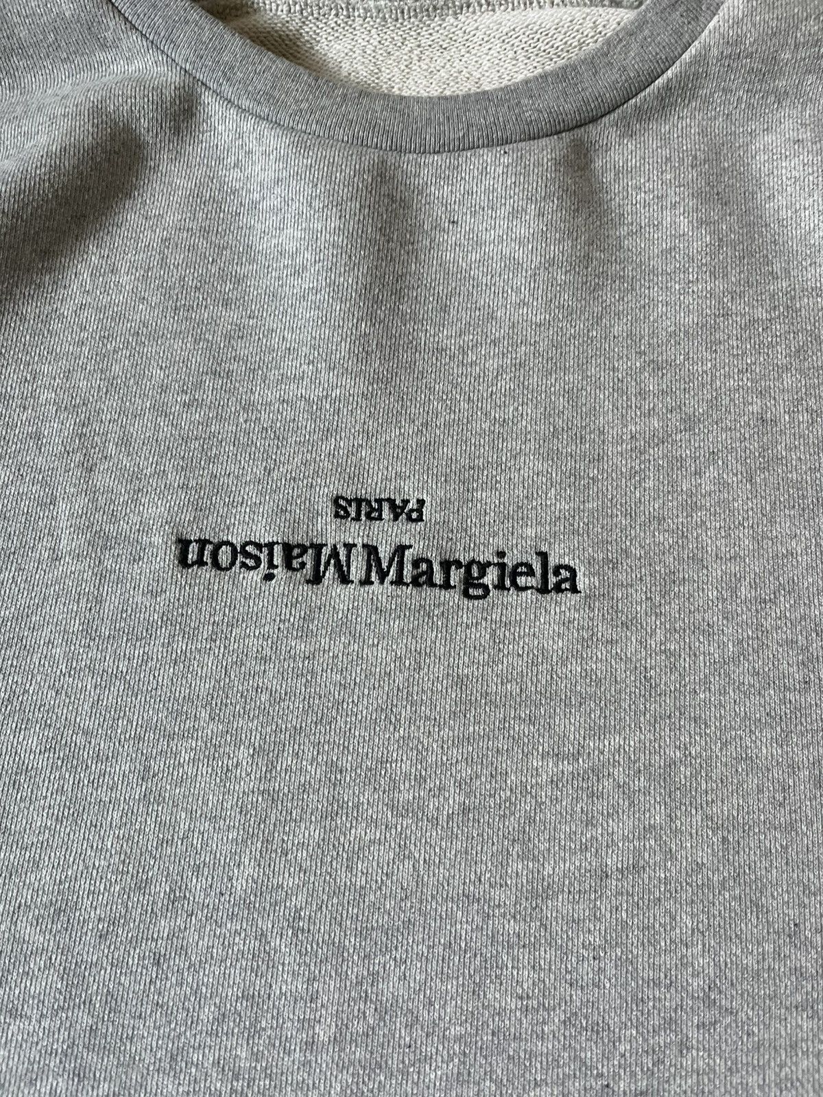 Maison Margiela Maison Margiela A/W 20 Upside-Down revers logo sweatshirt Size US M / EU 48-50 / 2 - 2 Thumbnail
