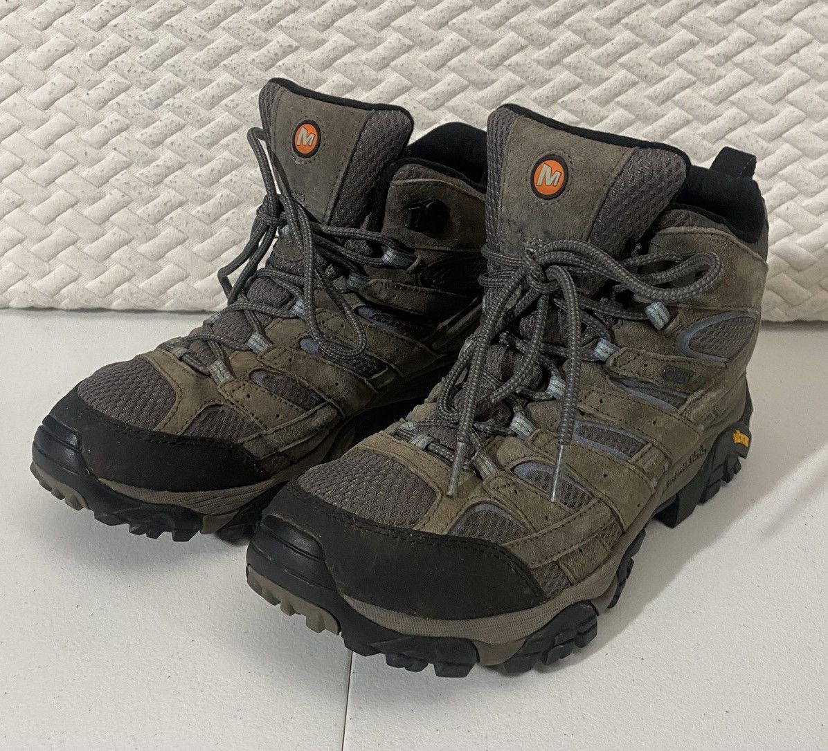 Merrell Merrell Womens Moab 2 Mid Hiking Boot Vibram sole 11 US Size US 11 / IT 41 - 5 Thumbnail