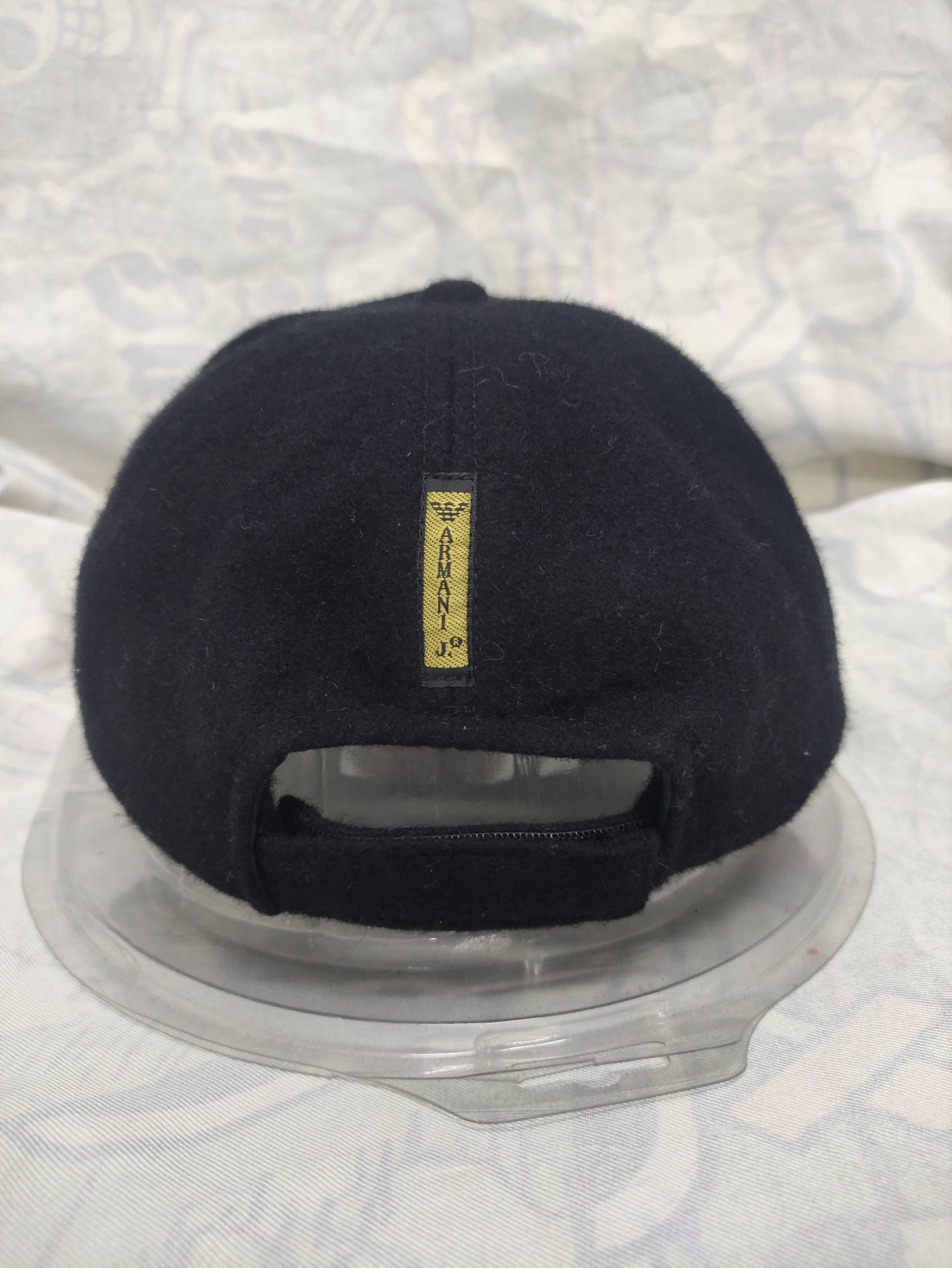 Armani ARMANI JEANS 30TH ANNIVERSARY SEMPER FIDELIS WOOL CAP Size ONE SIZE - 6 Thumbnail