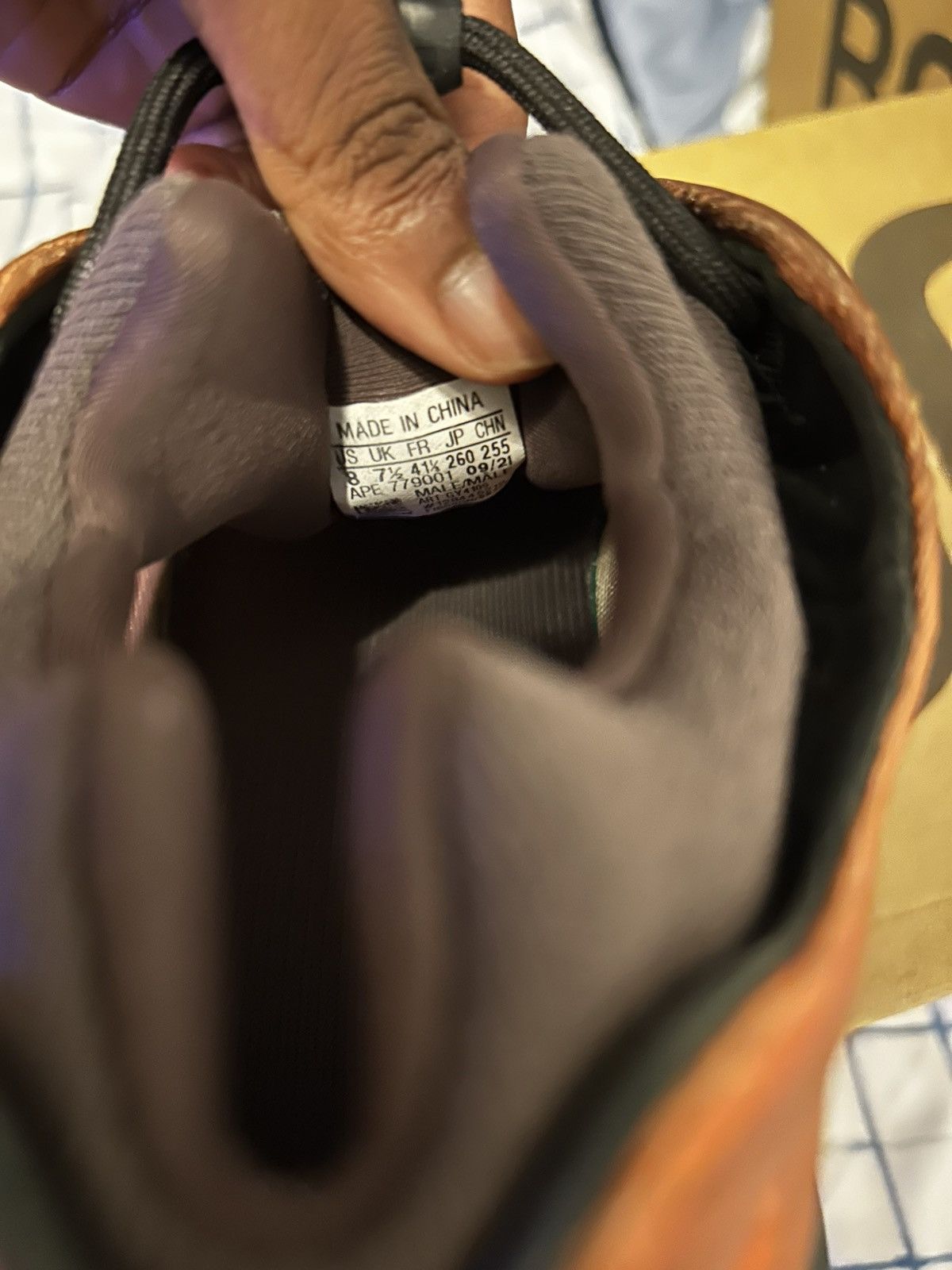 Yeezy Yeezy 700 V3 "Arizona" trainers Size US 8 / EU 41 - 6 Thumbnail