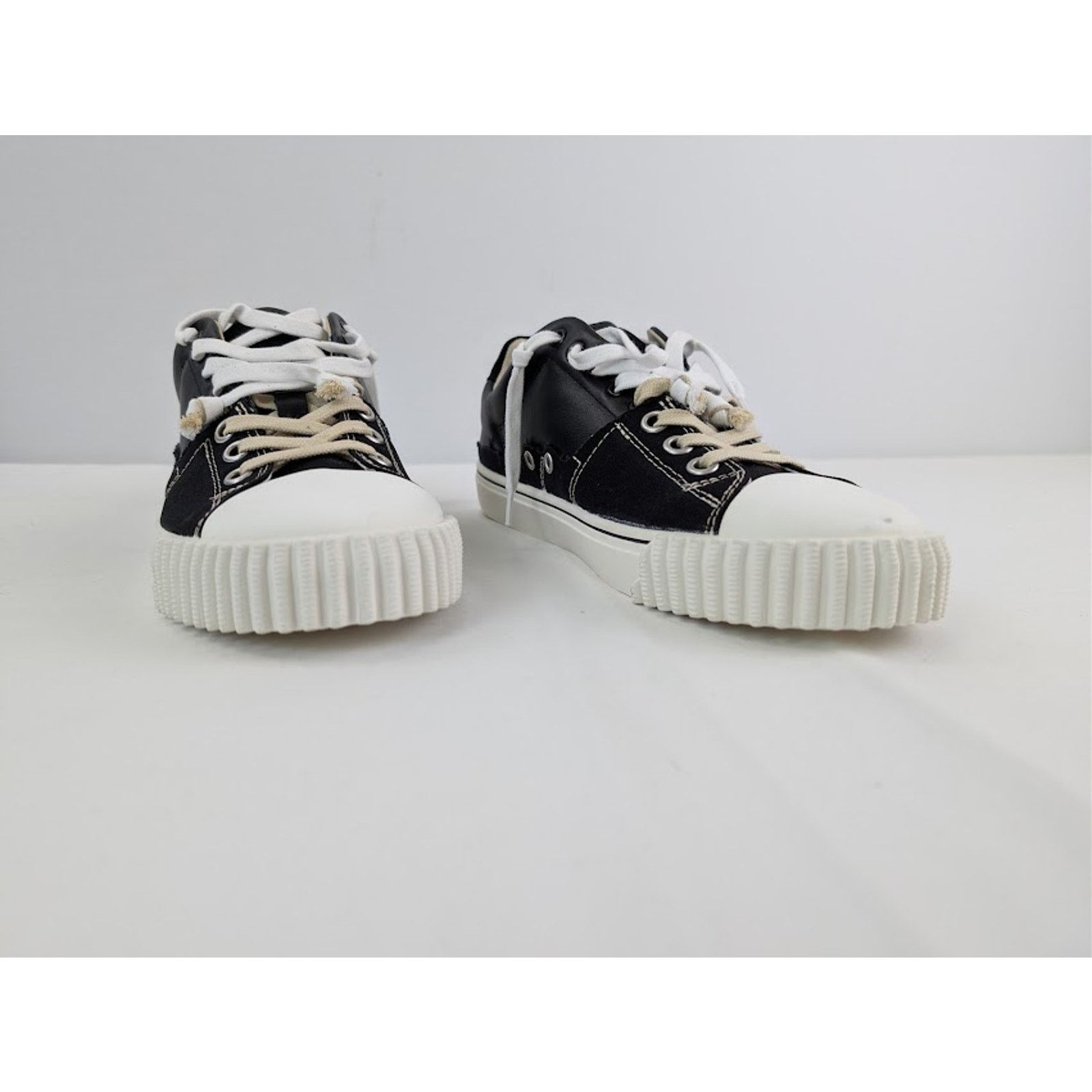 Maison Margiela o1rshd1 Evolution Low Sneakers in Black / White Size US 8 / EU 41 - 5 Thumbnail
