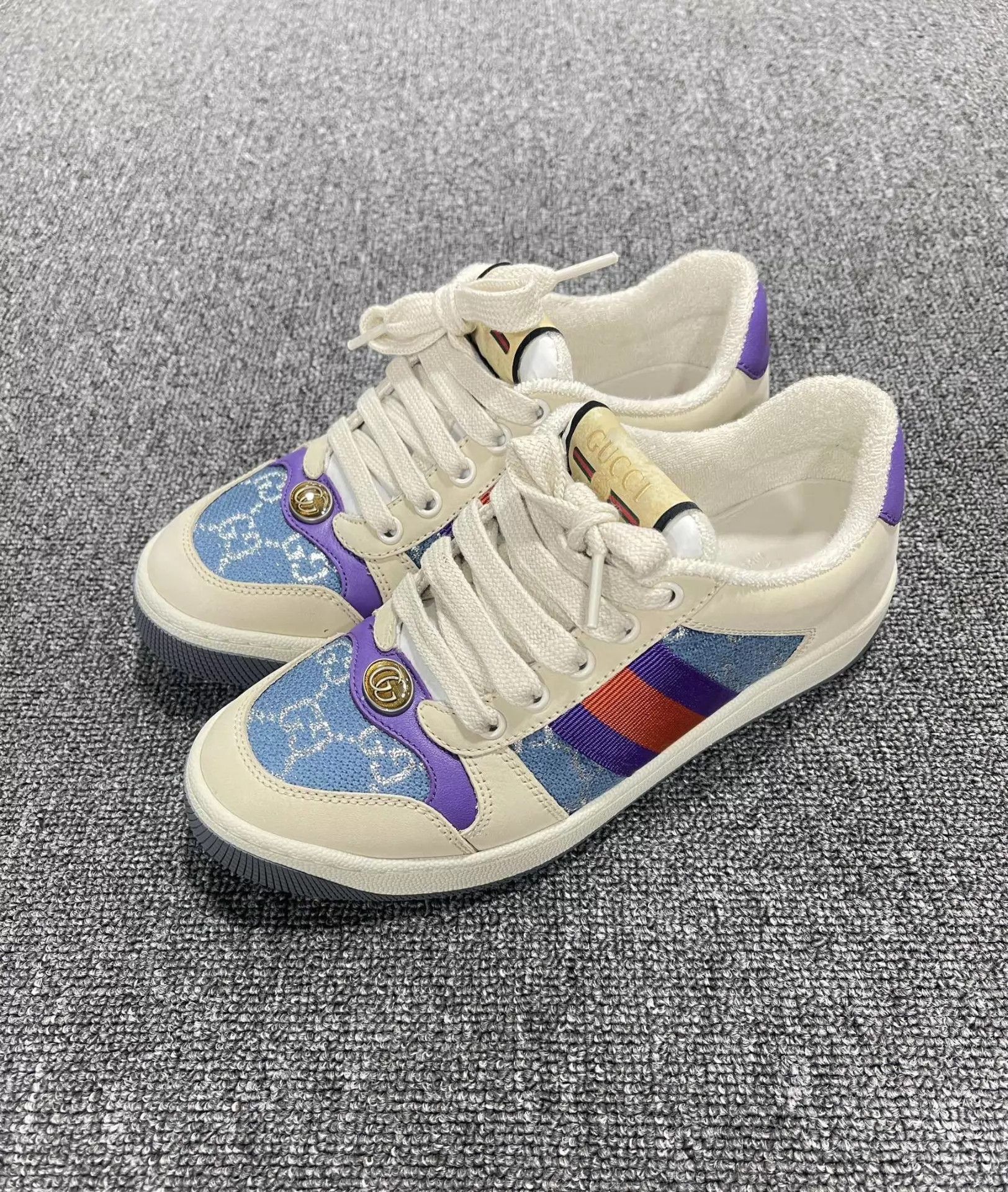 Gucci Gucci Tried On Sneakers Women's 35.5 Box & Dust Bag Size US 5 / IT 35 - 1 Thumbnail