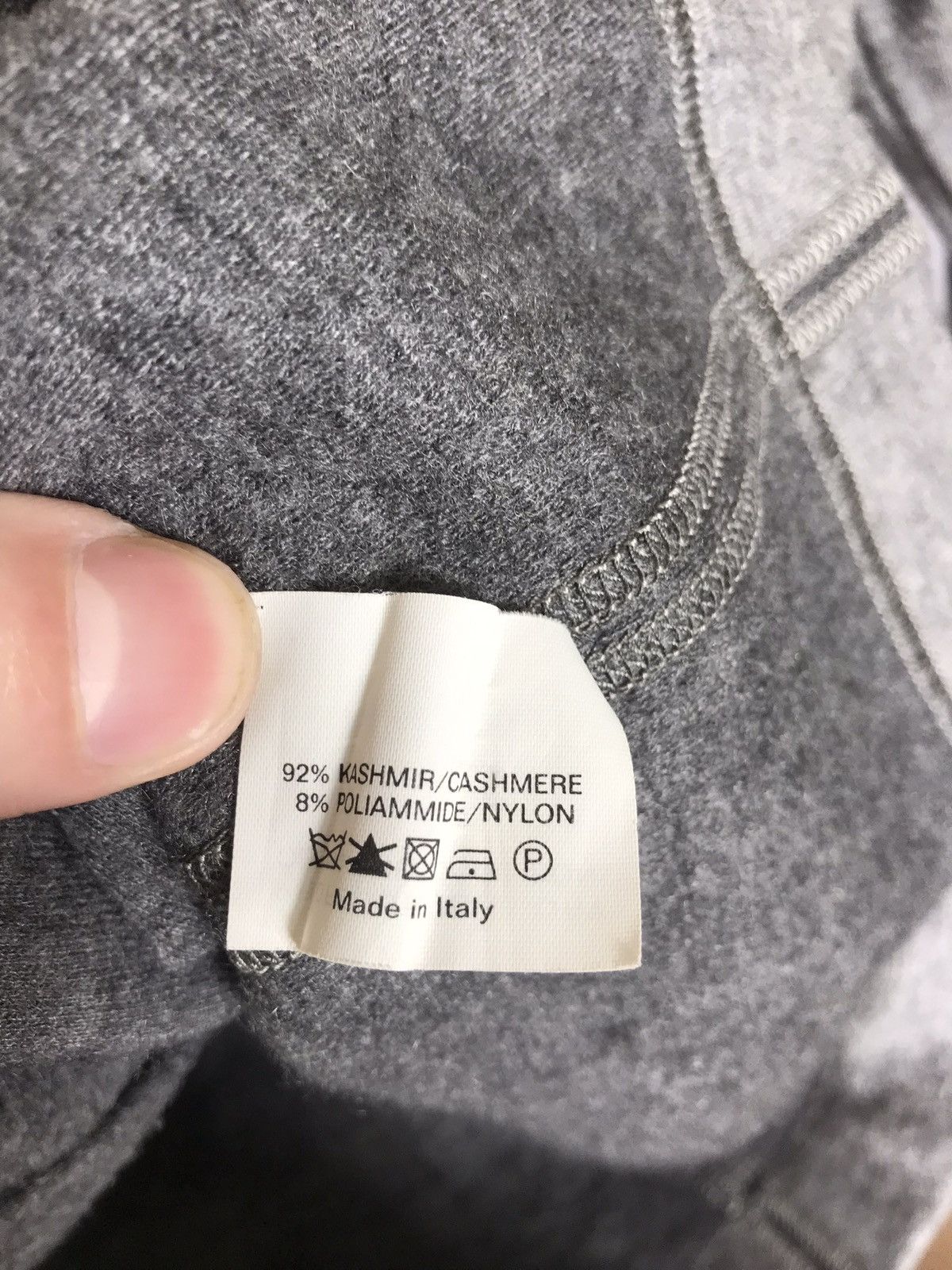 Saint Laurent Paris Yves Saint Laurent cashmere cardigan slim woman zip riri Size XS / US 0-2 / IT 36-38 - 9 Thumbnail