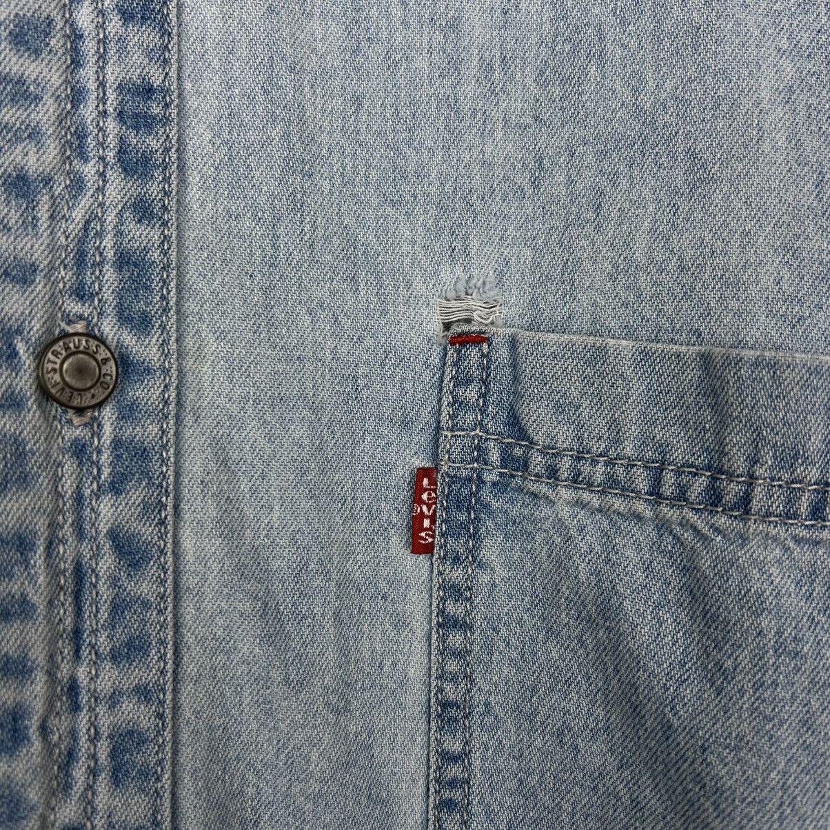 Levi's × Levi's Vintage Clothing × Vintage Levi’s vintage workwear distressed denim blue heavy shirt Size US L / EU 52-54 / 3 - 6 Thumbnail