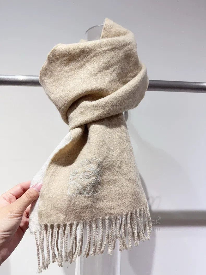 Loewe Loewe Wool and Cashmere Scarf Size ONE SIZE - 1 Thumbnail
