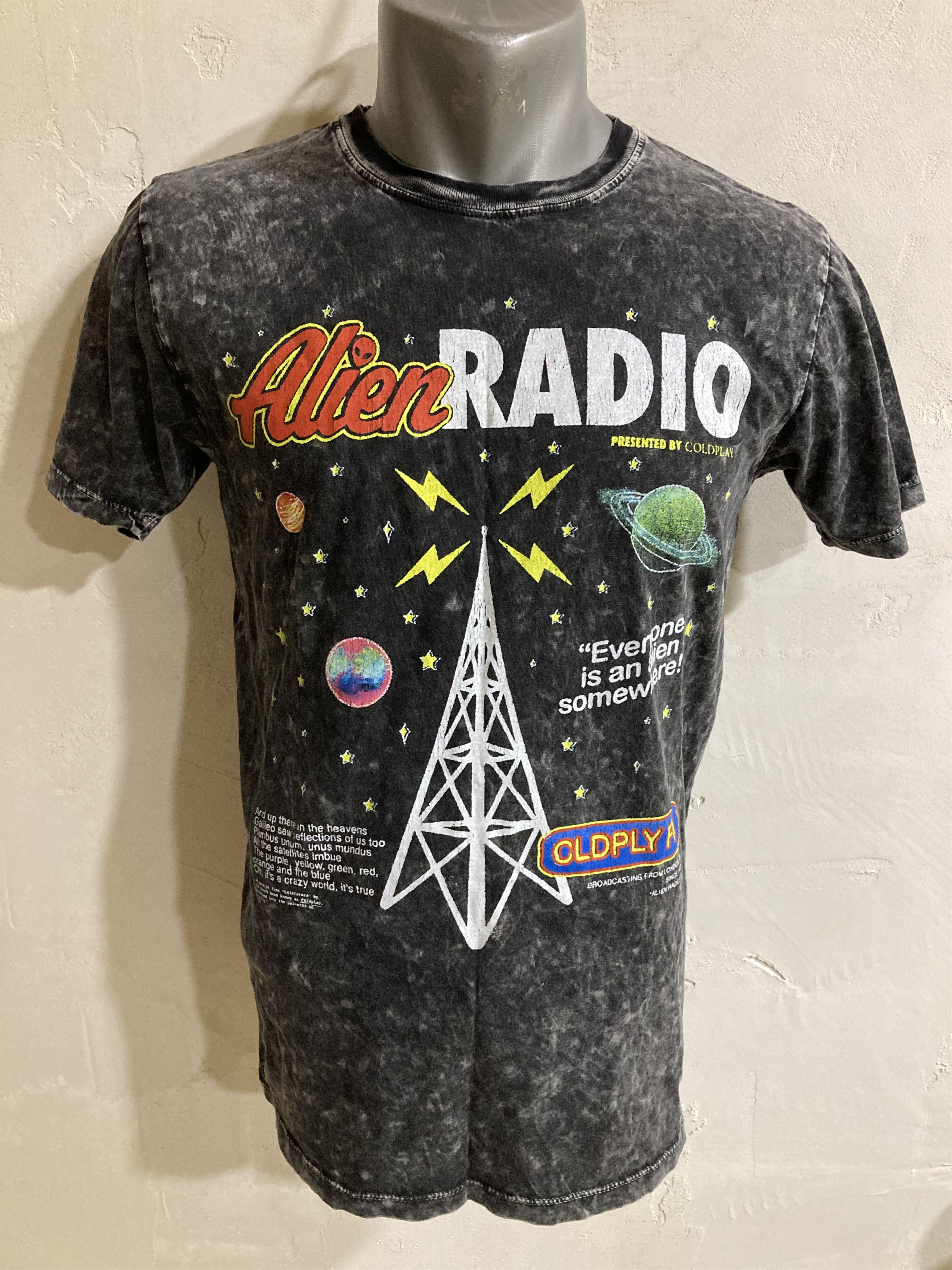 Band Tees Coldplay Music Of The Spheres Tour Alien Radio Size US S / EU 44-46 / 1 - 1 Thumbnail