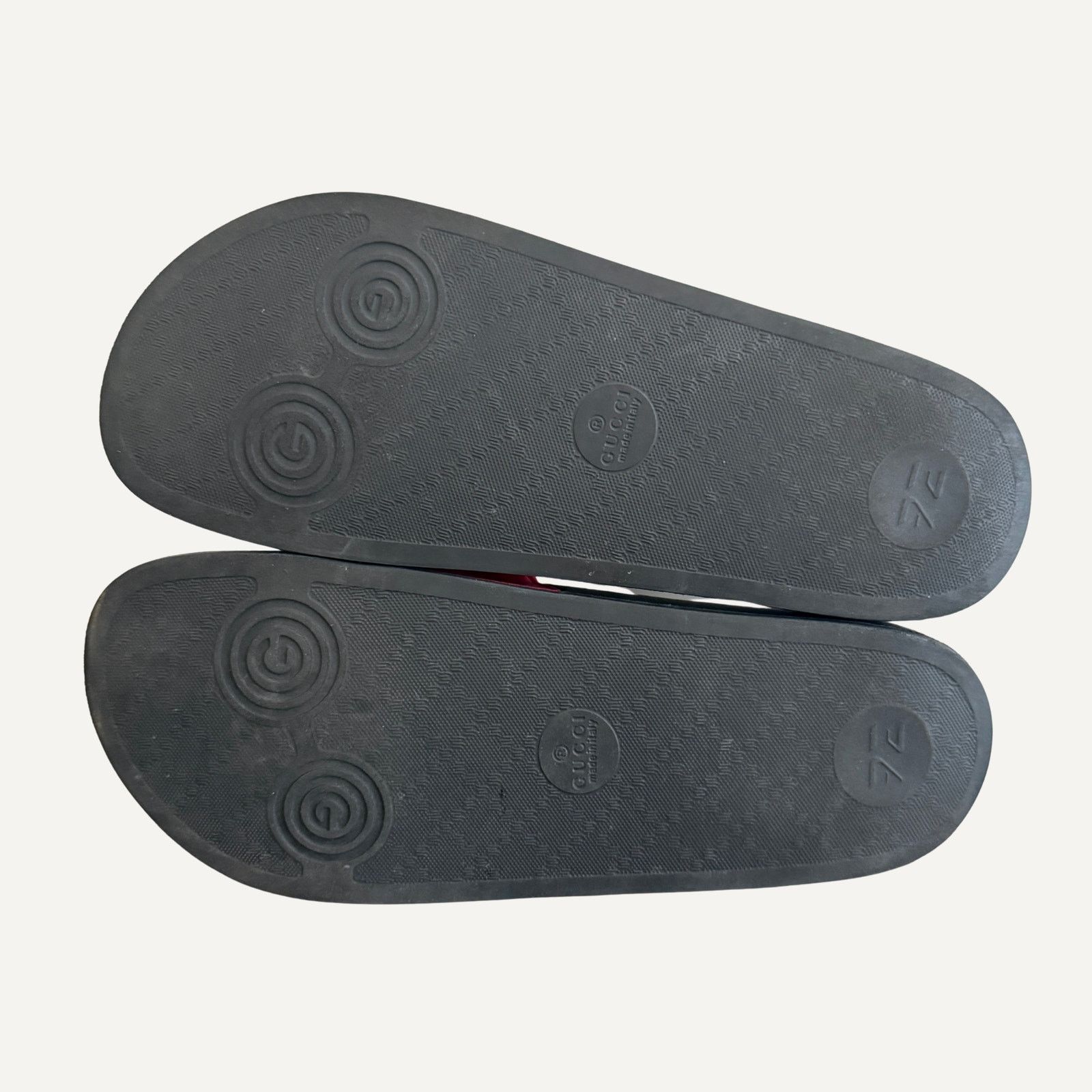 Gucci Size 7US - Gucci GG Men's Interlocking G Logo Rubber Slide Size US 7 / EU 40 - 6 Thumbnail