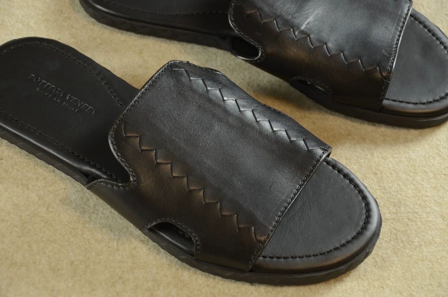 Bottega Veneta Bottega Veneta Intrecciato Weave Leather Slipper Black 39 Size US 8 / IT 38 - 7 Thumbnail