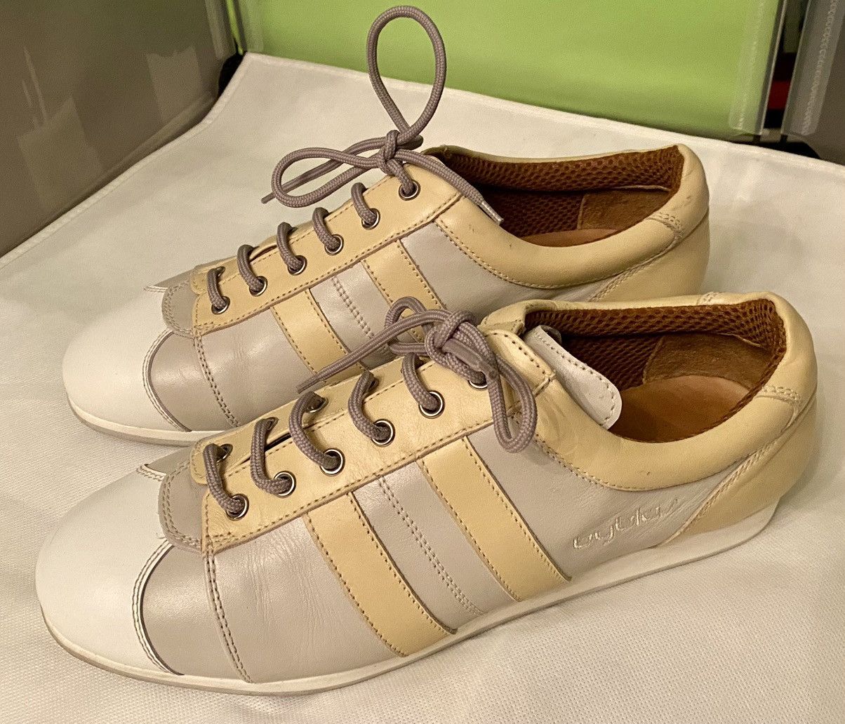 Byblos Byblos 🇮🇹 leather tri-color mesh lined retro sneakers 9 Size US 9 / EU 42 - 1 Thumbnail