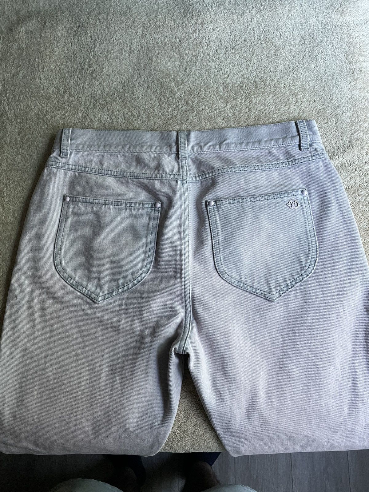Louis Vuitton Louis Vuitton Bleached Pink Denim Pants Size US 32 / EU 48 - 6 Thumbnail