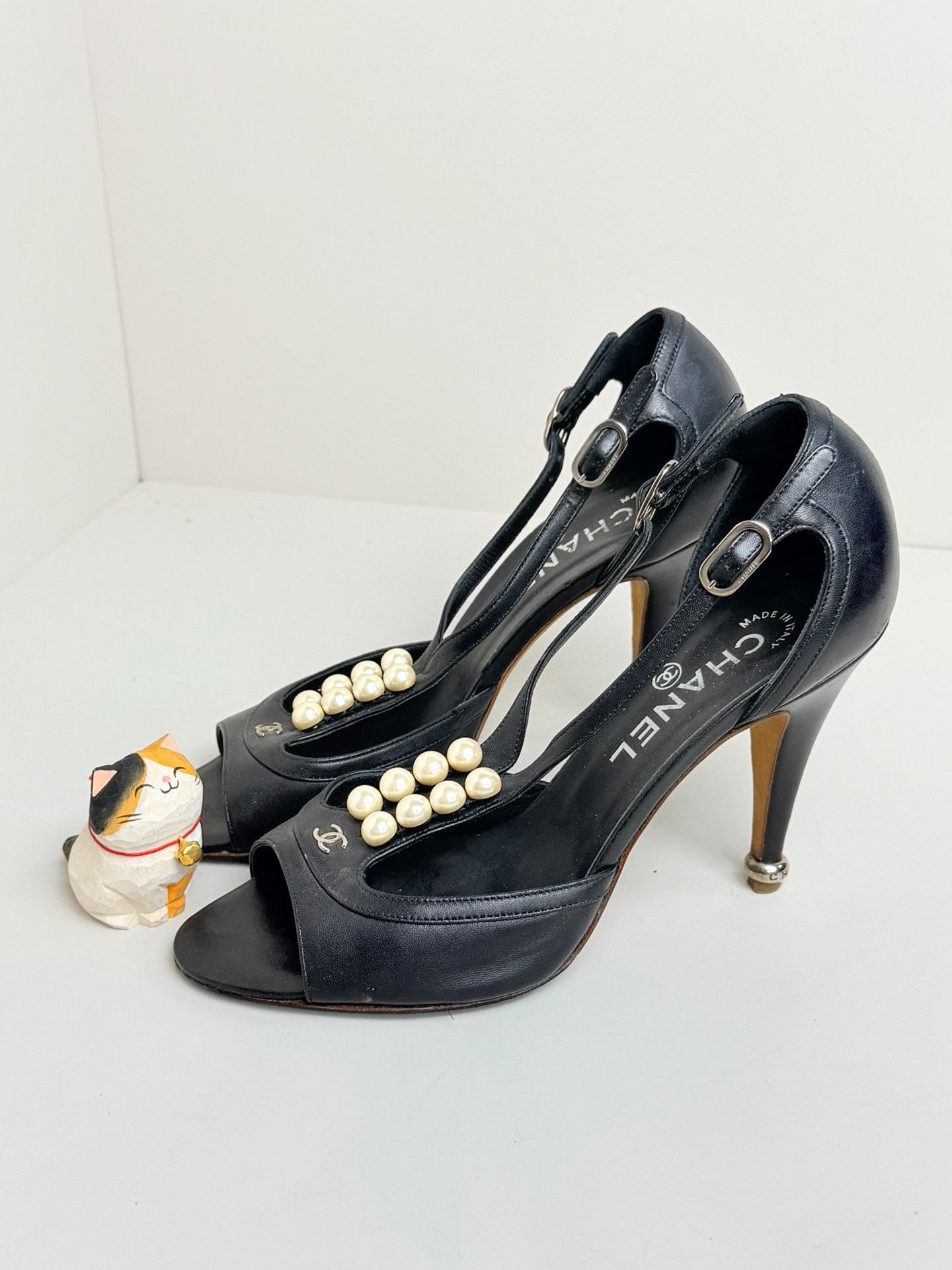 Chanel Chanel Black Sandals us_7 Women Size US 7 / IT 37 - 1 Thumbnail