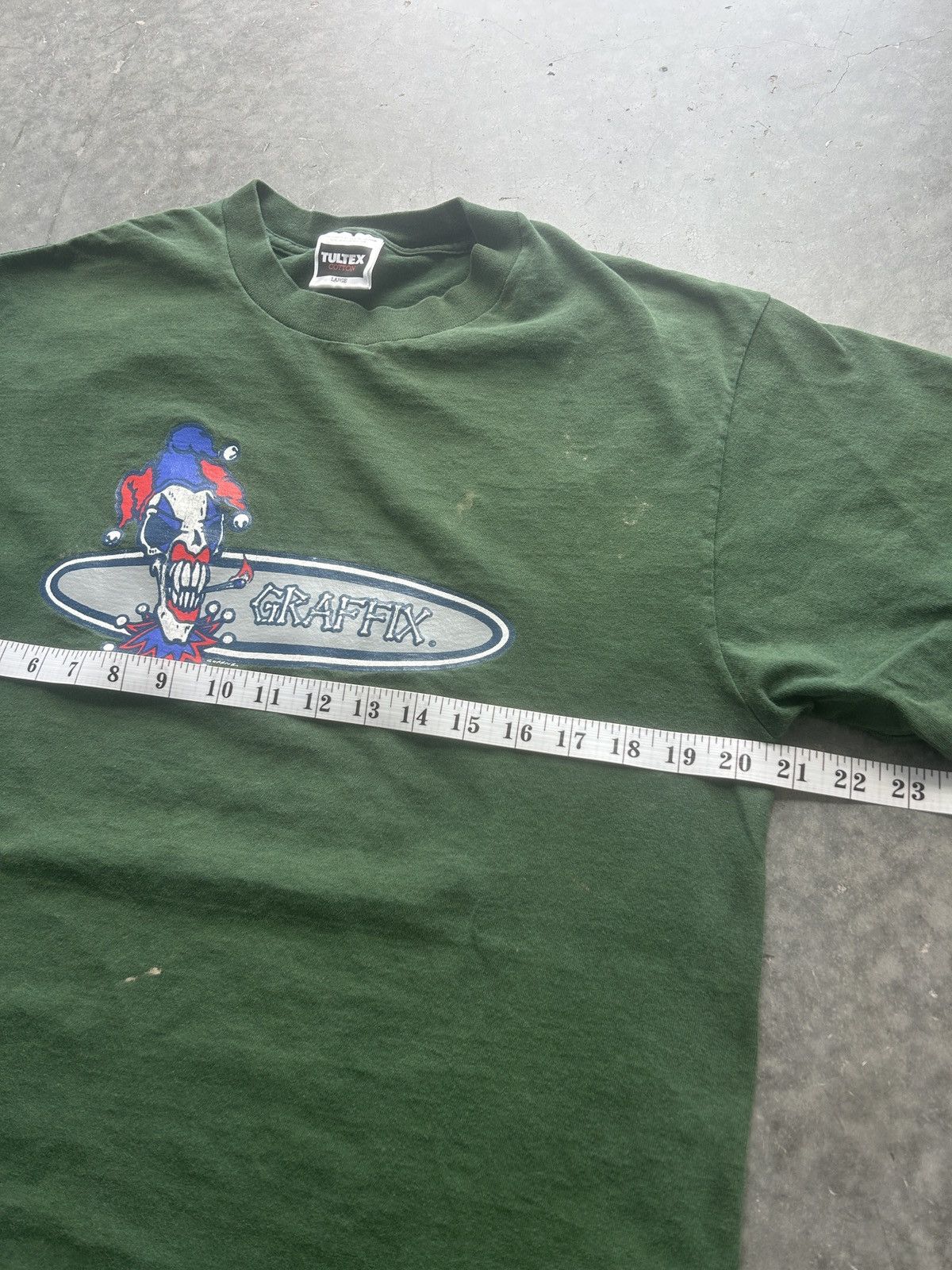 Vintage Vintage 90s Graffix Jester Graphic Tee Size US L / EU 52-54 / 3 - 10 Thumbnail