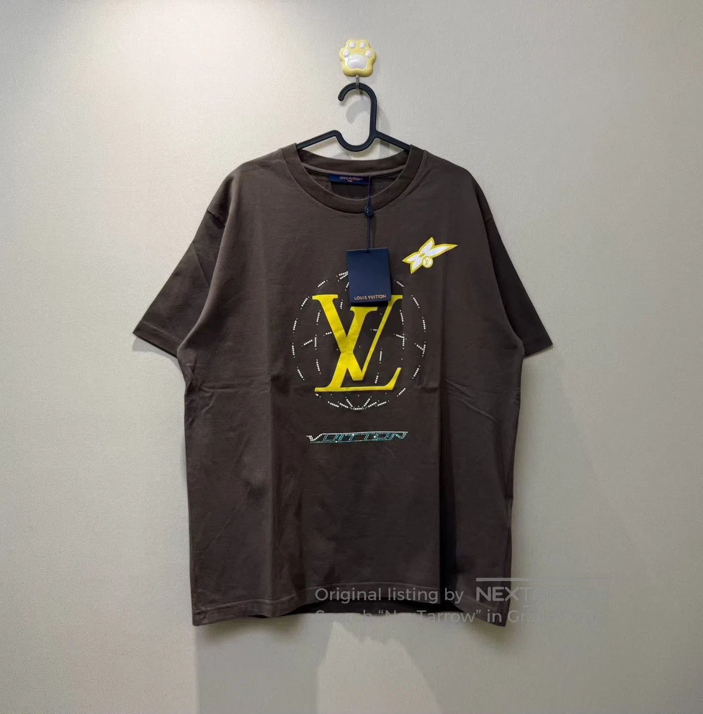 Louis Vuitton Louis Vuitton LV Logo Short Sleeve Top. Size L / US 10 / IT 46 - 1 Thumbnail