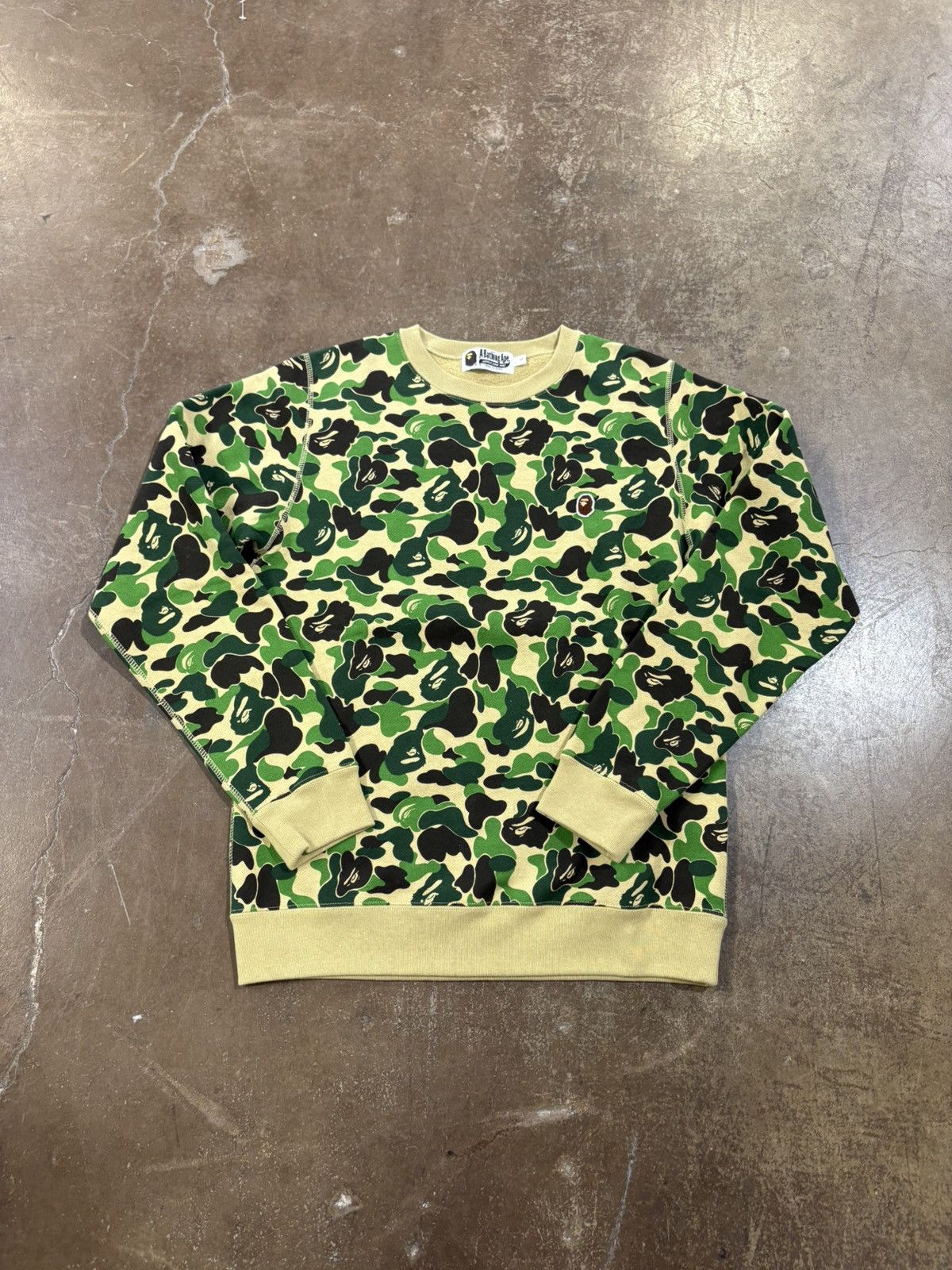 Bape Bape Camo Ape Head Crewneck Size Small 💚 Size S / US 4 / IT 40 - 1 Thumbnail