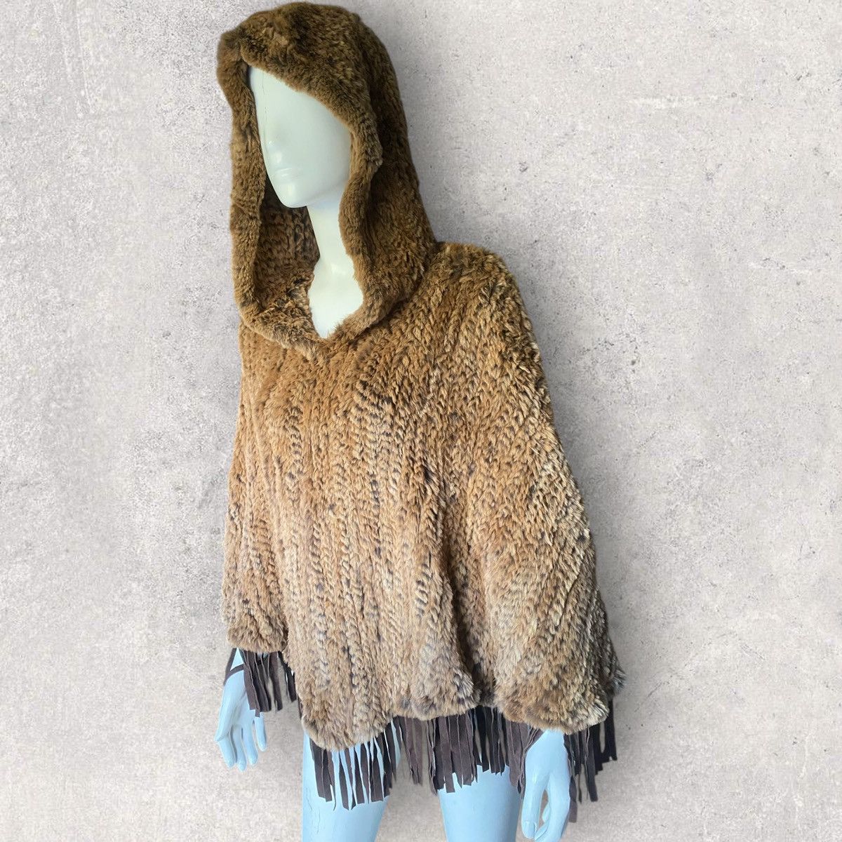Isamu Katayama Backlash Fringe Rabbit Fur Hoodie Poncho Size M / US 6-8 / IT 42-44 - 3 Thumbnail