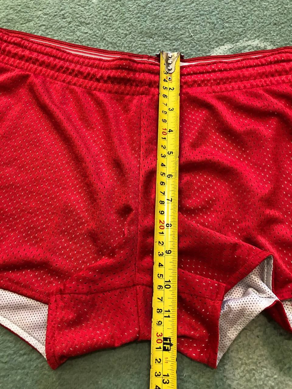Nike Vintage shorts red Nike logo Y2K streetwear Size US 32 / EU 48 - 9 Thumbnail