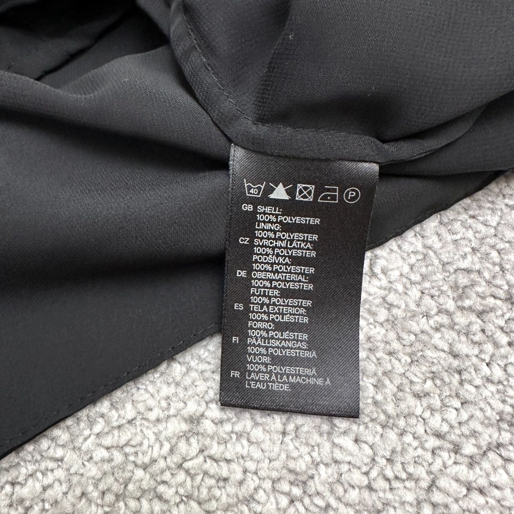 H&M H&M Shift Dress Knee Length Womens 6 Black Cap Sleeve Pleated Round Neck Work Size M / US 6-8 / IT 42-44 - 6 Thumbnail